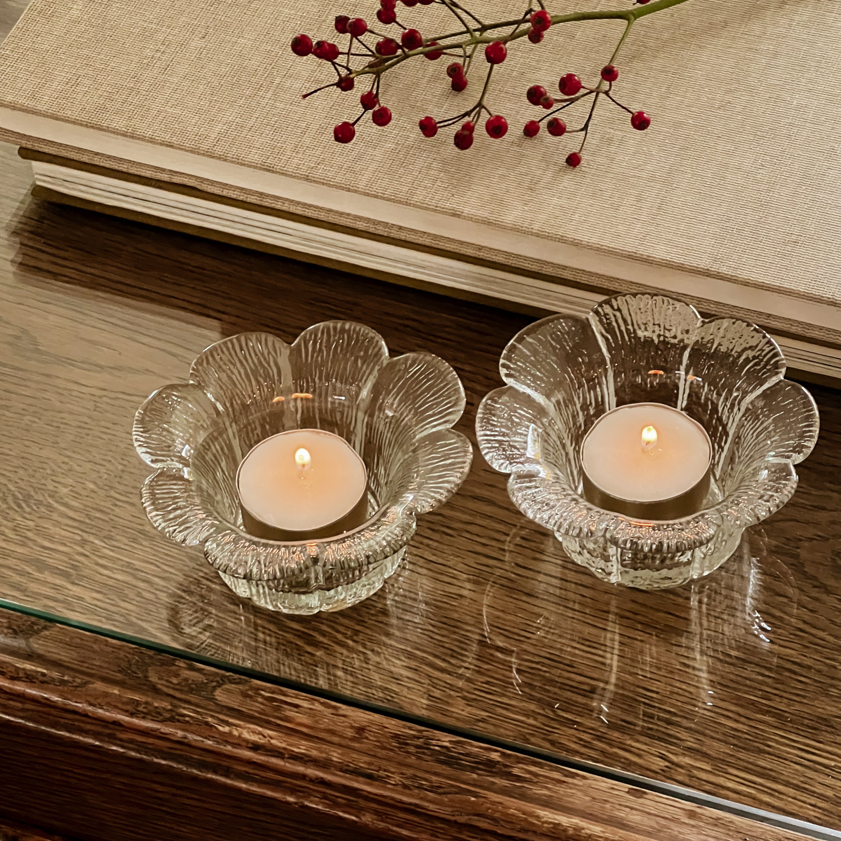 set van 2 glazen waxinelichthouders – terälehti – mäntsälän lasisepät – pre-loved Noii HOME