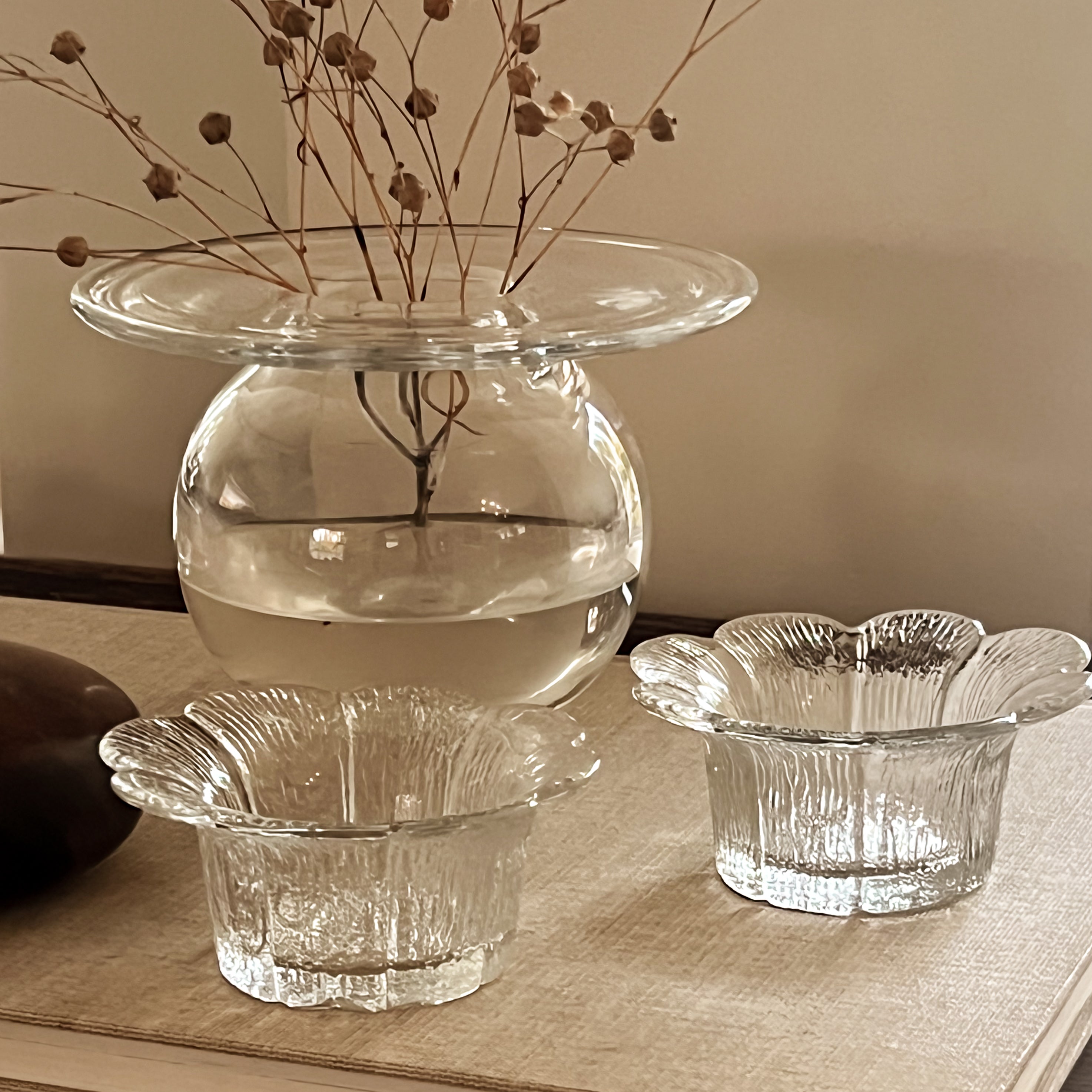 set van 2 glazen waxinelichthouders – terälehti – mäntsälän lasisepät – pre-loved Noii HOME