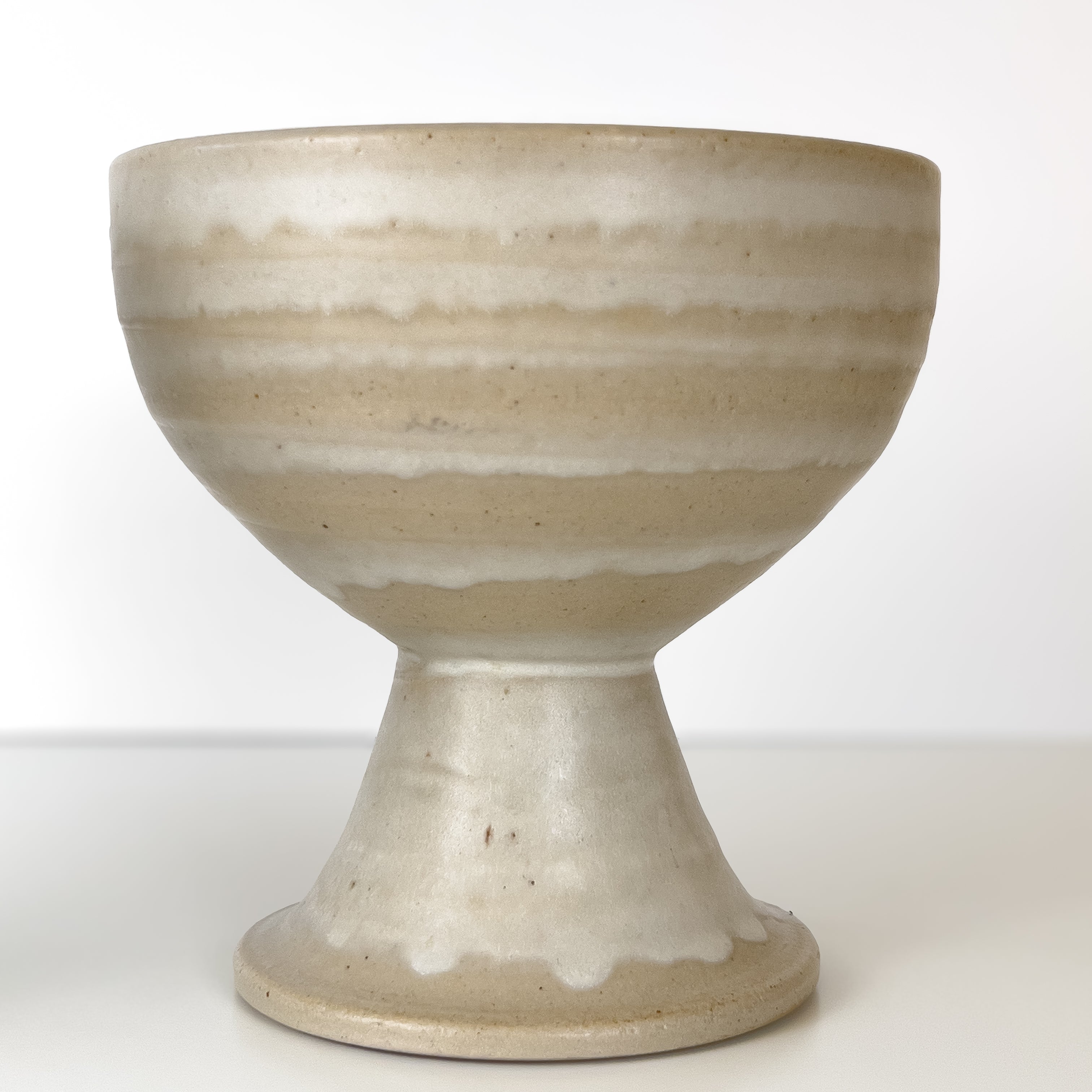 set van 2 vintage keramieken kommen – kandelaar – op voet - beige-grijs Noii HOME