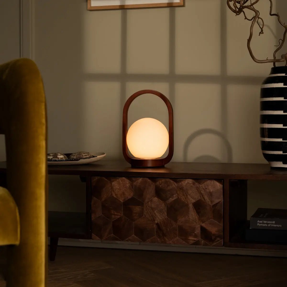 Skye kastanjebruine houten draadloze lamp | Oplaadbaar en dimbaar Tavellio - Amsterdam