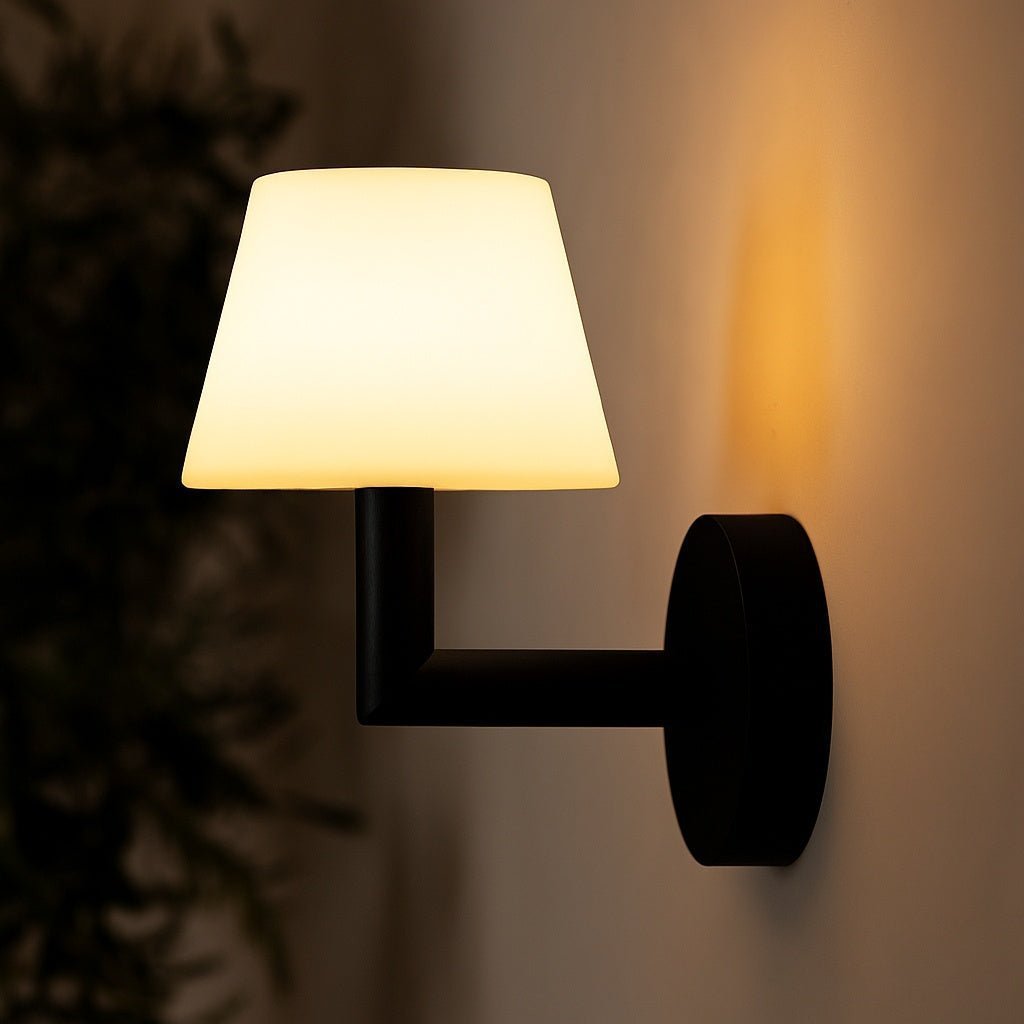 Ted Black houten oplaadbare wandlamp | Draadloze en dimbare verlichting Tavellio - Amsterdam