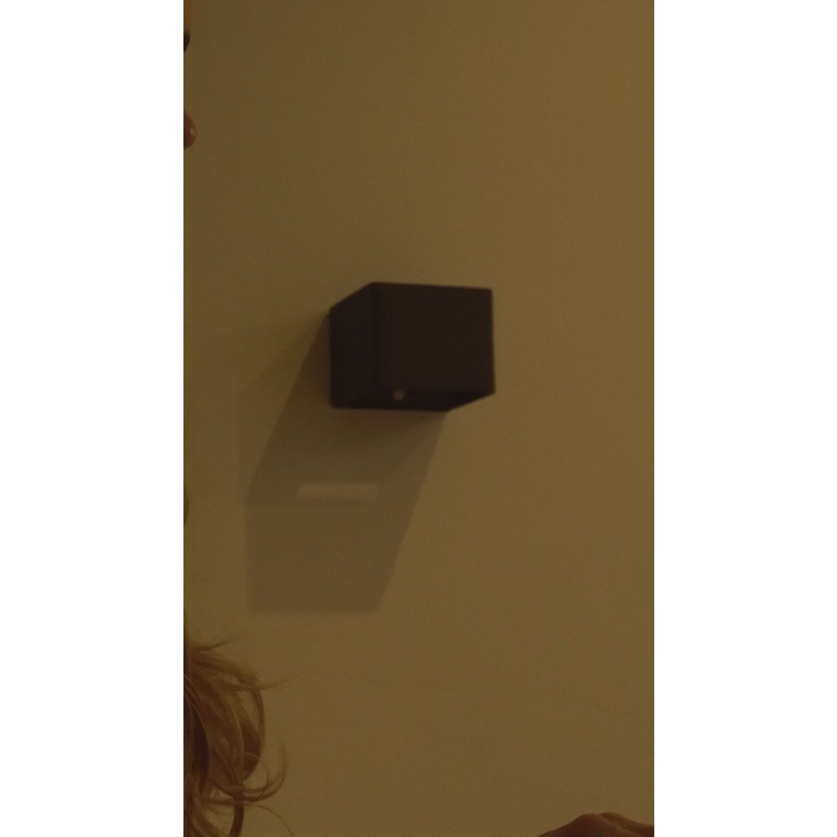 Tess Steengrijs Oplaadbare Wandlamp | Bewegingssensor, 20 lichtmodi Afstandsbediening Tavellio - Amsterdam