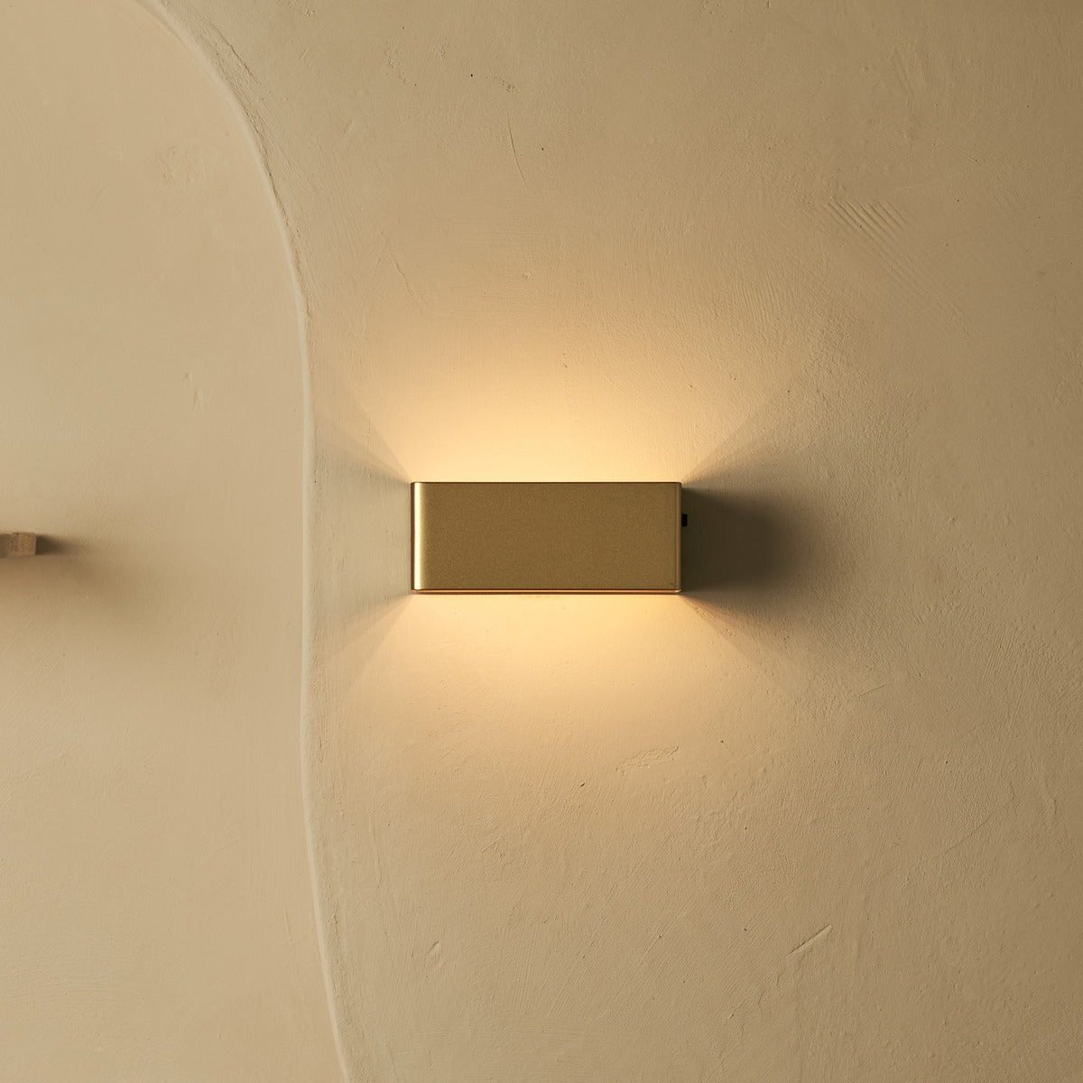 tessa wandlamp – goud – draadloos - dimbaar – incl. afstandsbediening - tavellio Tavellio - Amsterdam