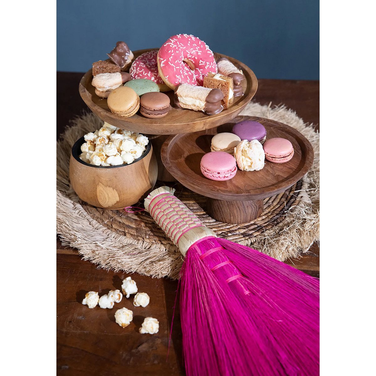 The Teak Root Cake Dish - L Bazar Bizar Living