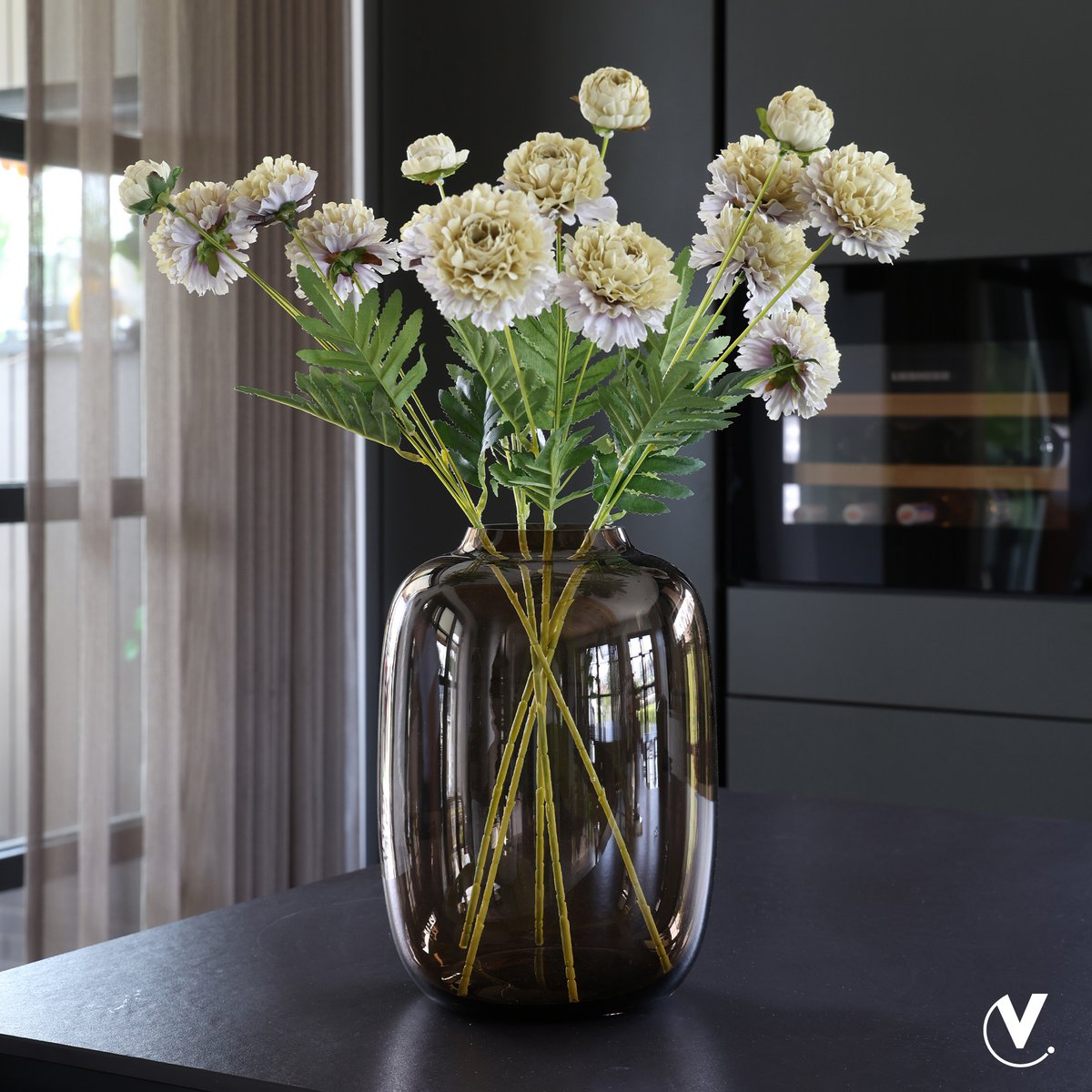 Vaas - Artic taupe Vase The World