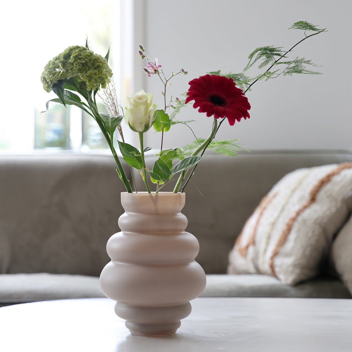 Vaas - Maputo matte ivory Vase The World