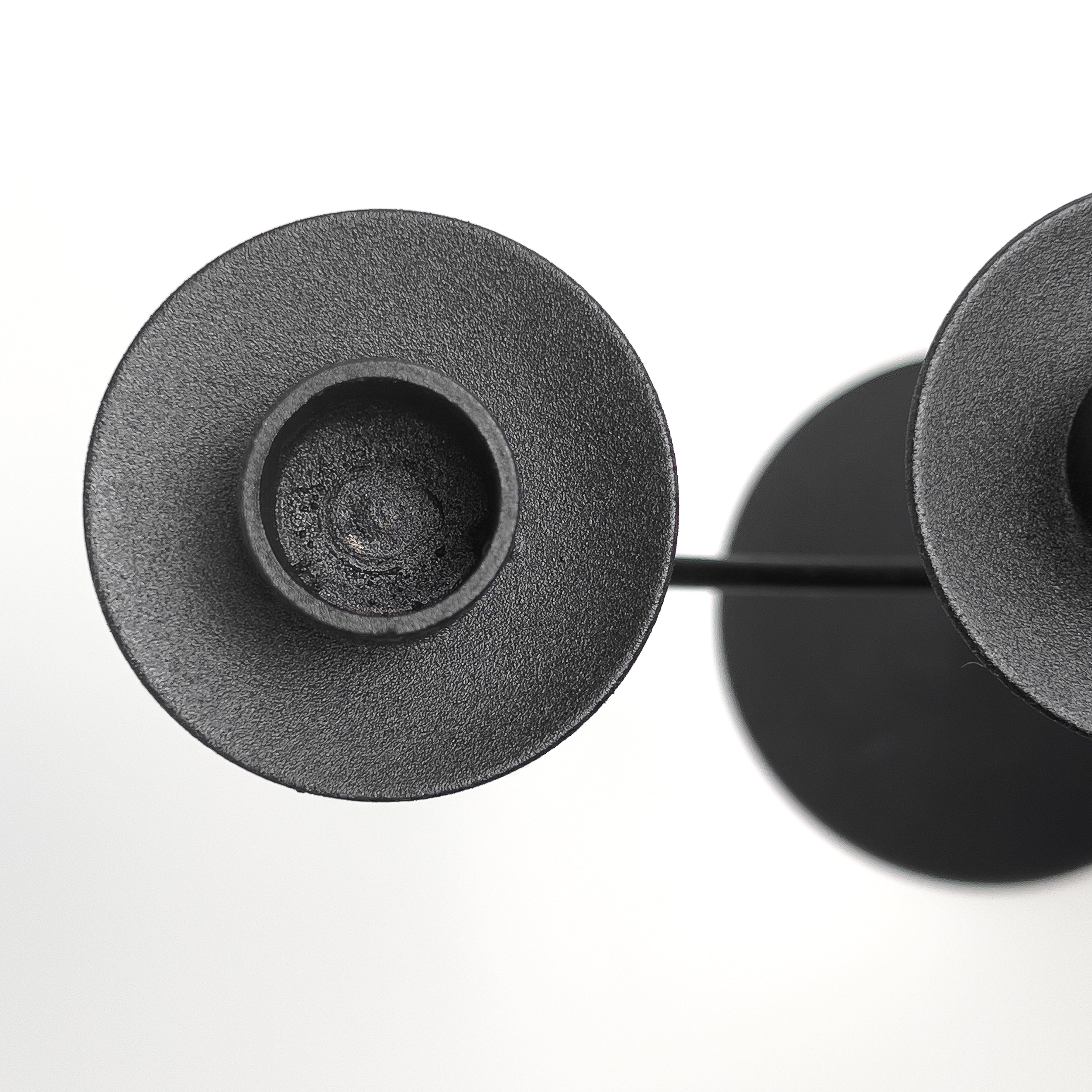vierarmige metalen kandelaar – zwart – scandinavisch design (jaren ’90) Noii HOME