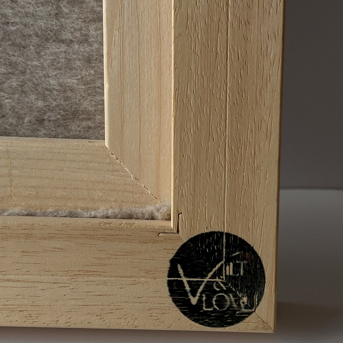Vilten schilderij Imperfectus XXI – Vilt & Vlow | 43 × 33 cm Noii HOME