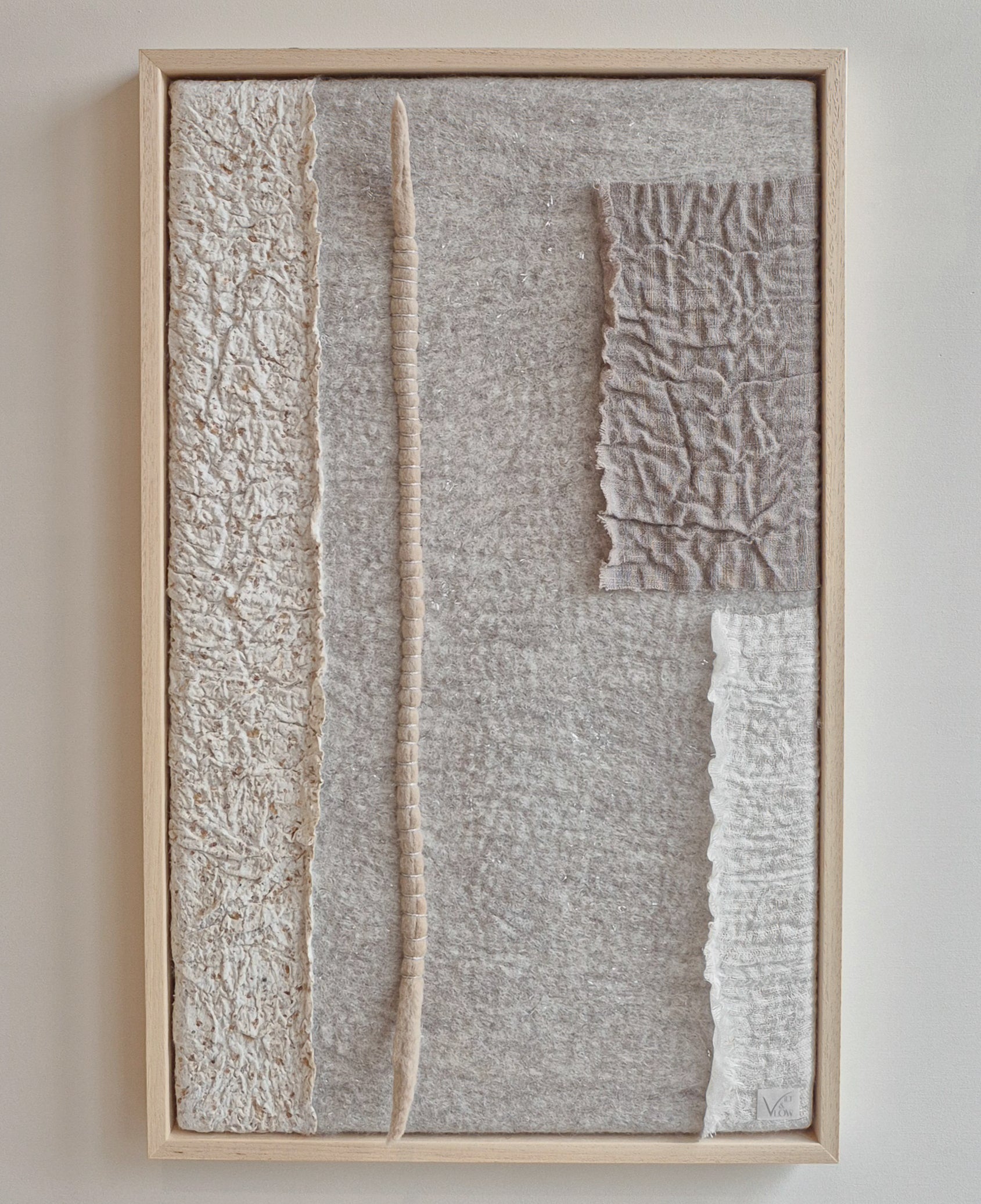 vilten wandkunst imperfectus VIII – vilt & vlow | 50 × 30 cm Noii HOME