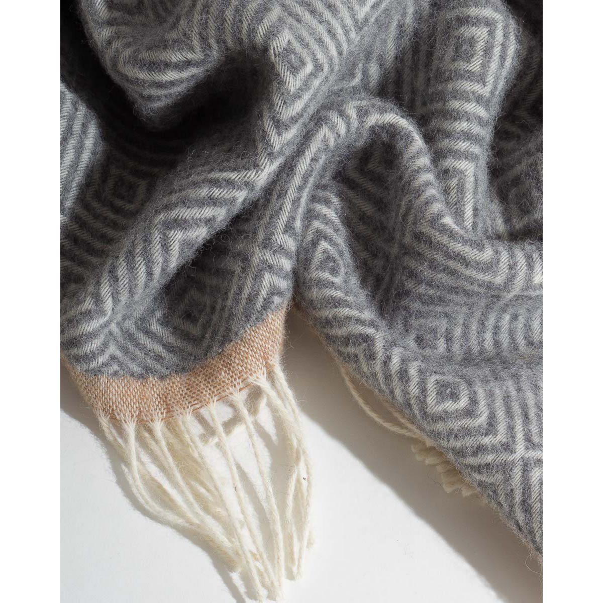 Wol gooi deken venezia grijs MoST Blankets