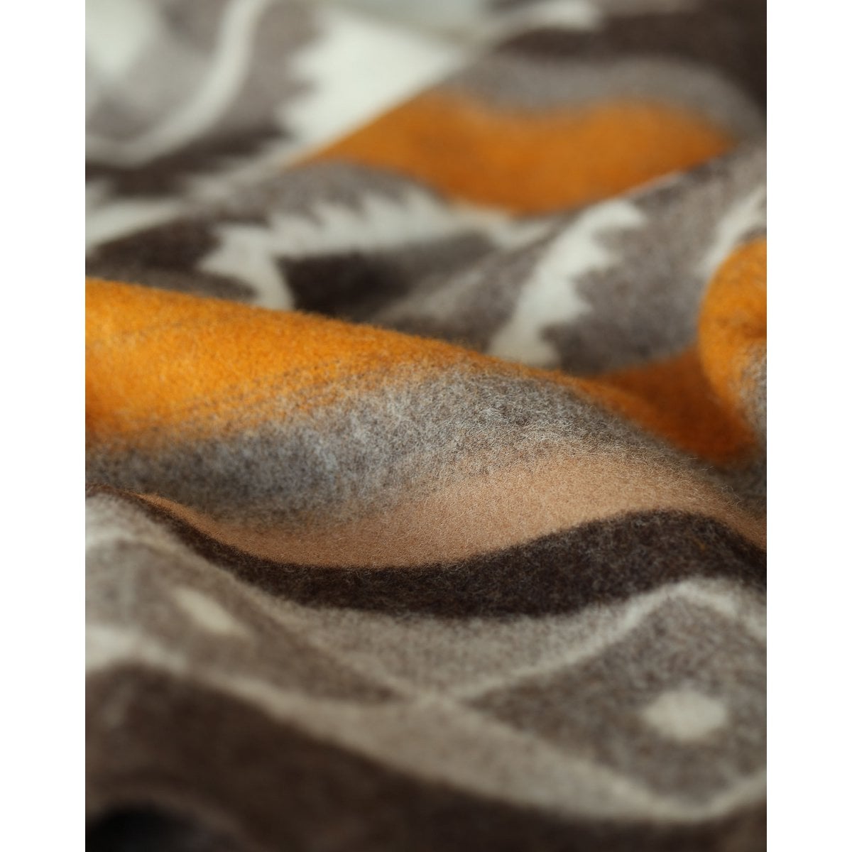 Wollen beddeken TRIBE - eenpersoons - brons MoST Blankets