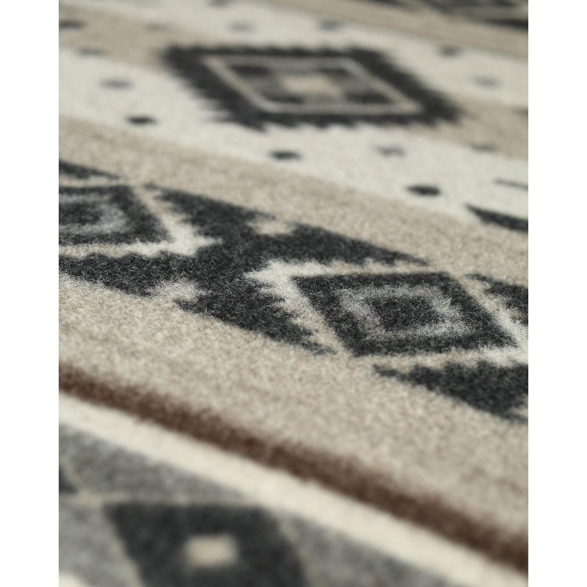Wollen beddeken TRIBE - tweepersoons - beige MoST Blankets
