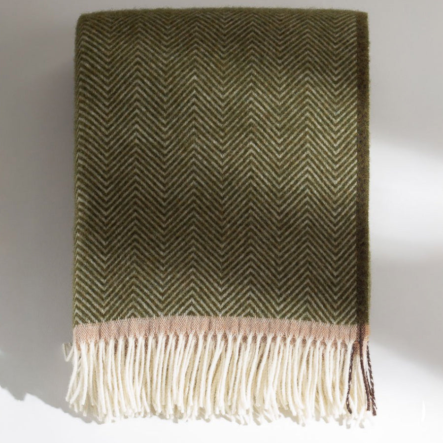 wollen plaid DENVER – olijfgroen – 100% Nieuw-Zeelandse wol – MoST Blankets MoST Blankets
