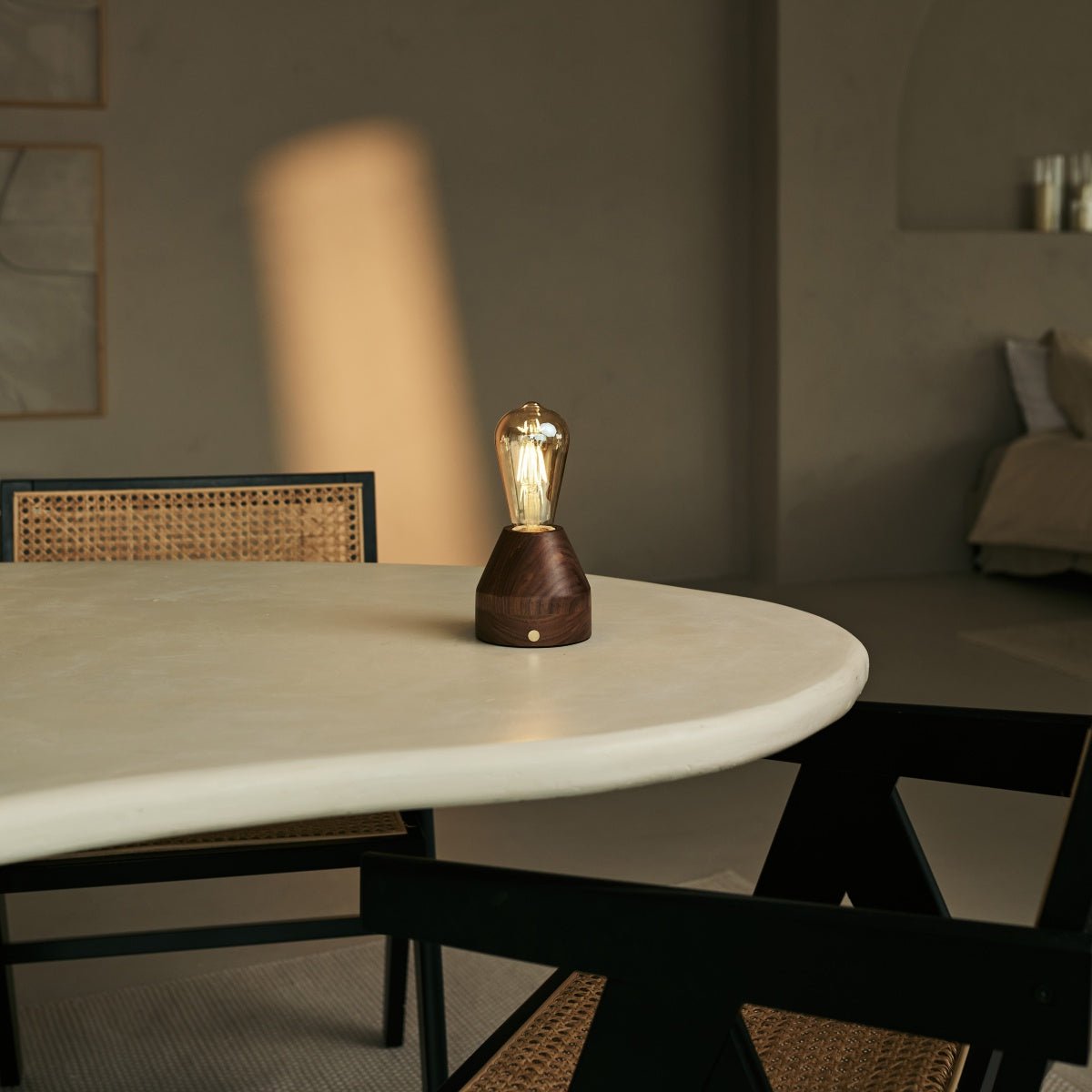 ZAVI WALNAUT Oplaadbare LED-tafellamp-Draadloos, dimpelbare, 100-uur batterij Tavellio - Amsterdam