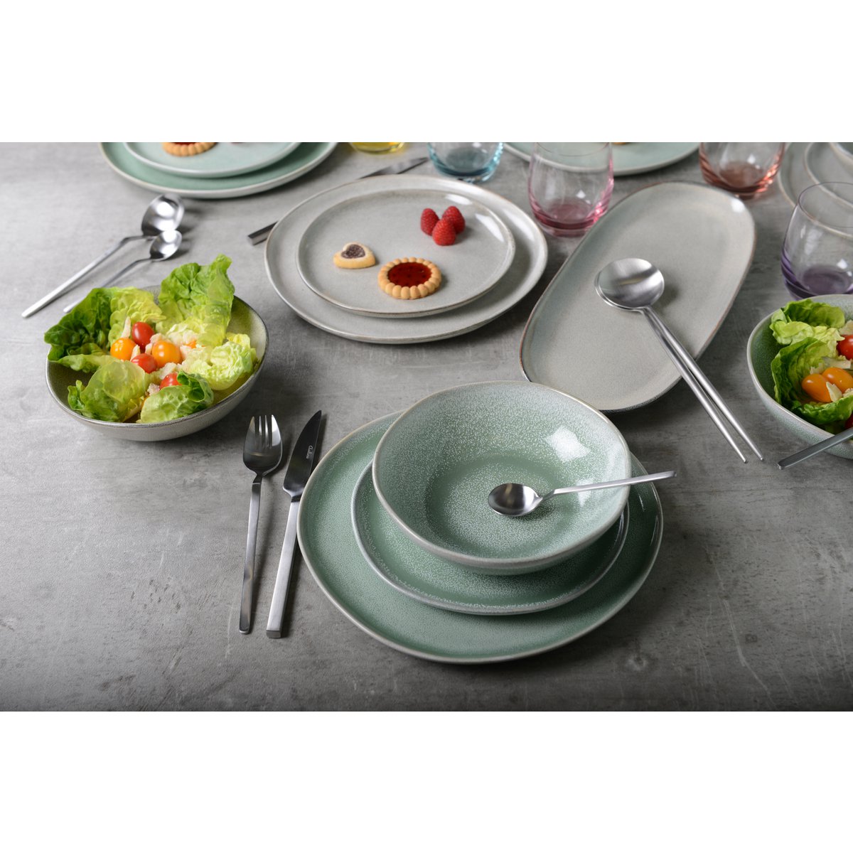 MATT SILVER SALAD SERVER