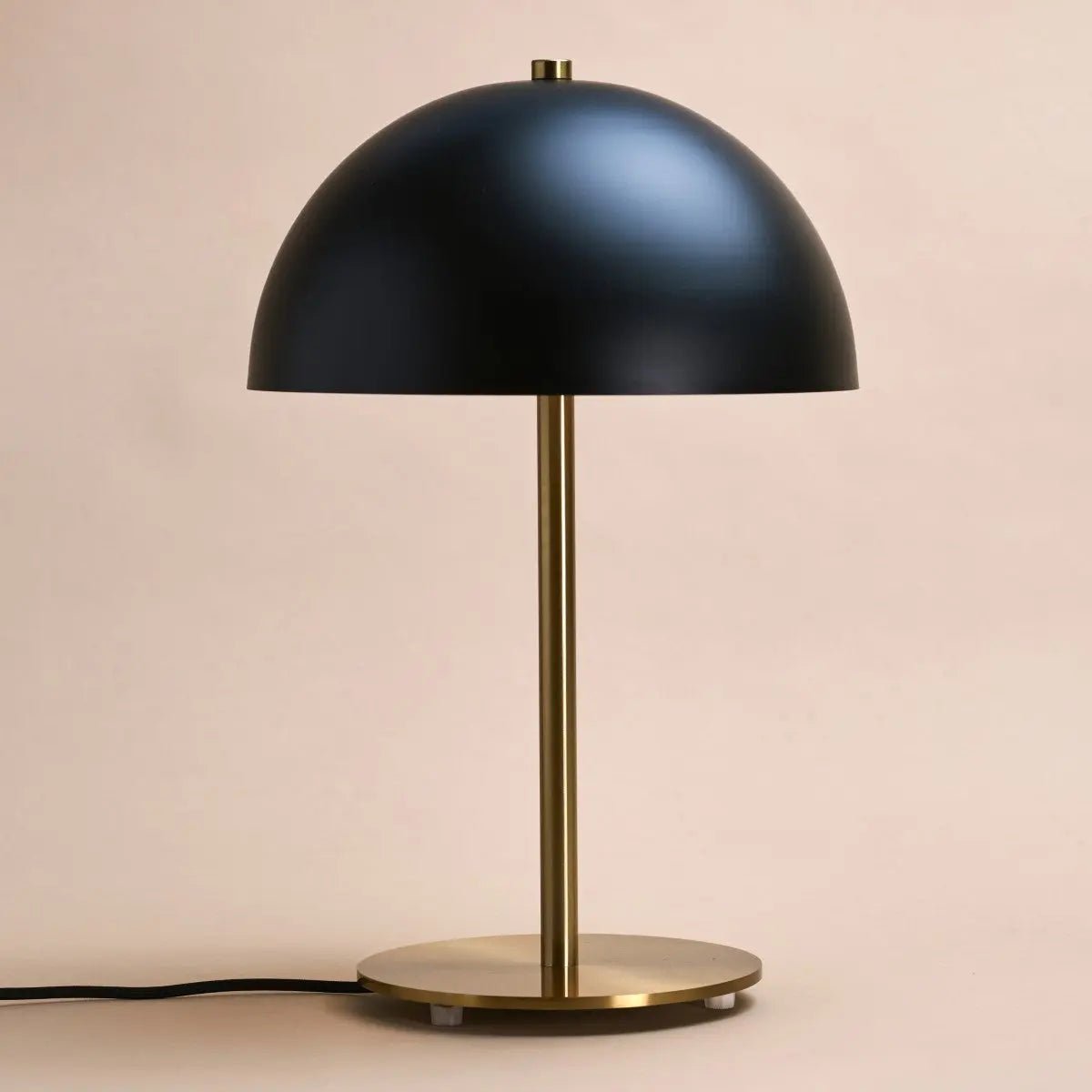 lola goud - zwart tafellamp – tavellio amsterdam Tavellio - Amsterdam