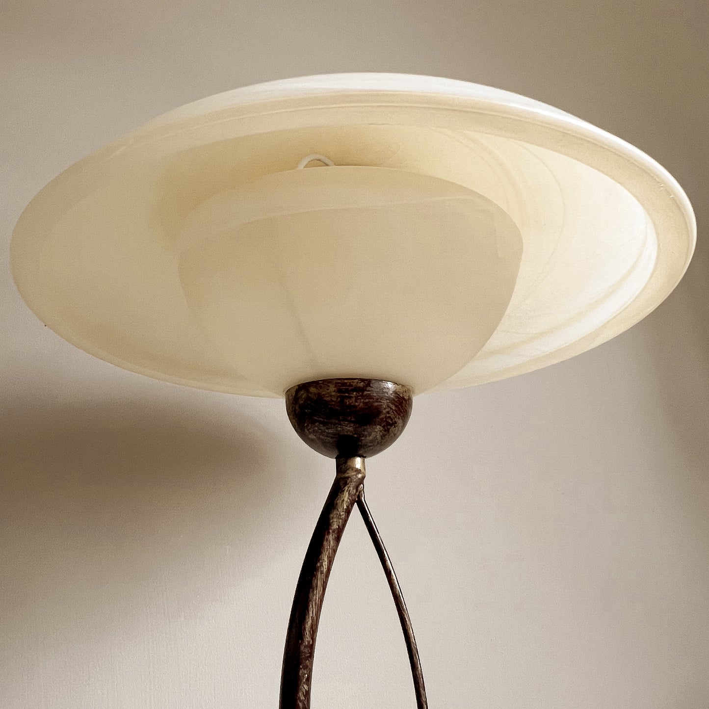 pre-loved - table lamp