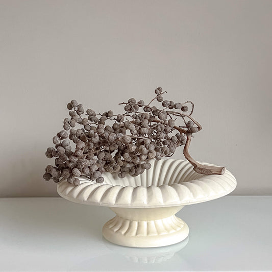 pre-loved - decorative ribbed dish cream