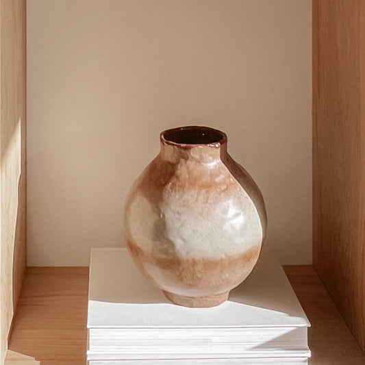 pre-loved - ceramic vase - sphere