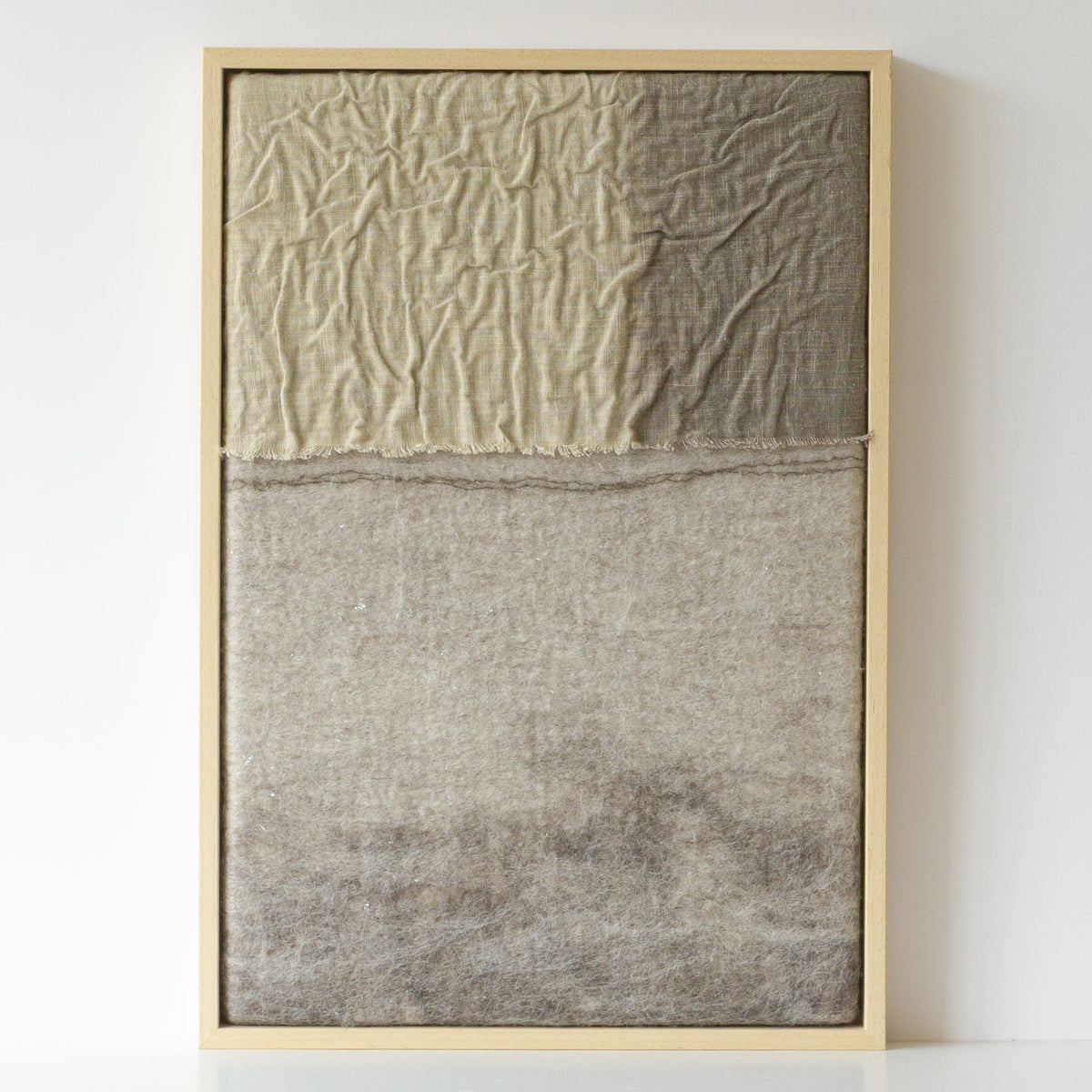 Imperfectus XV – vilten wandkunst | Vilt & Vlow | 33 × 48 cm