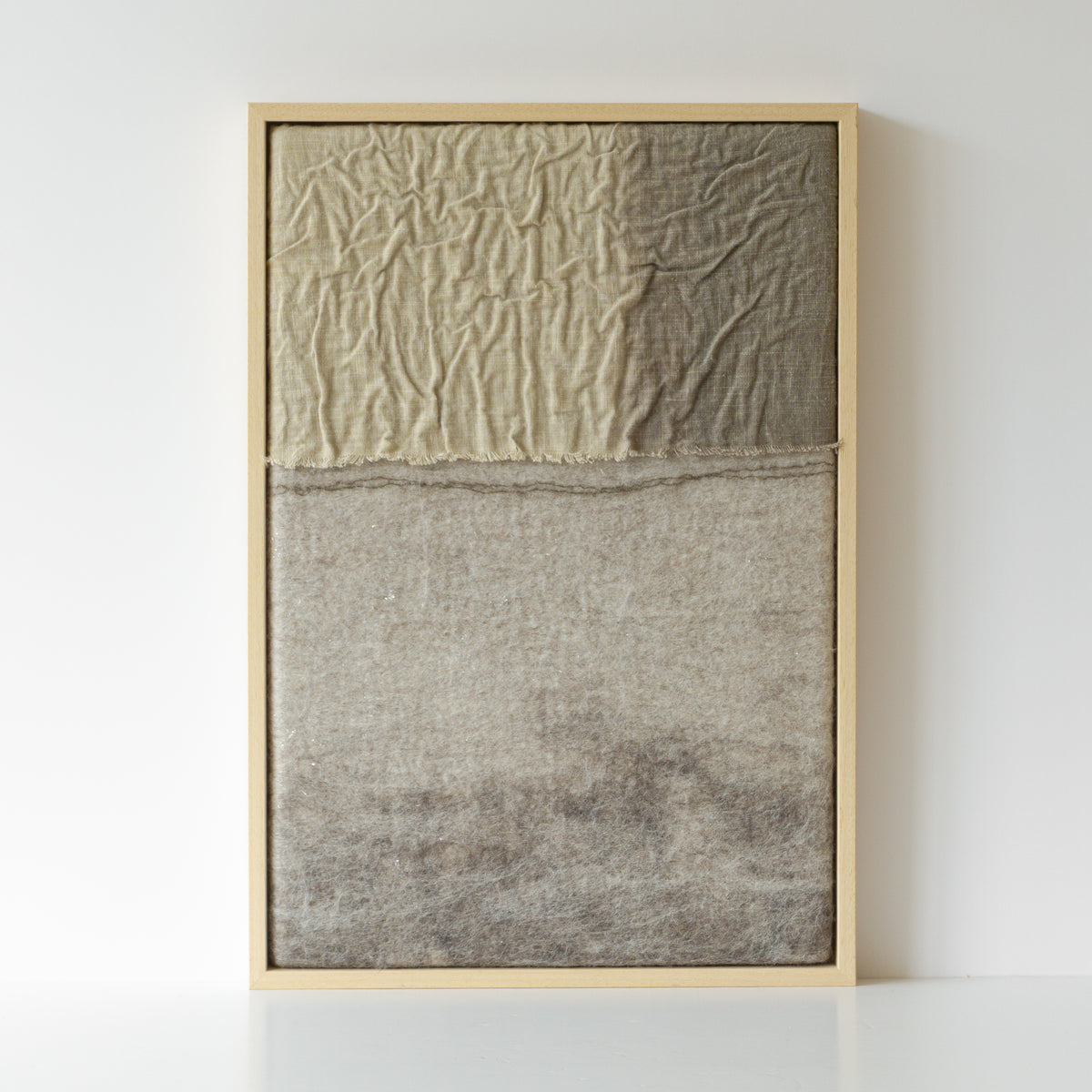 Imperfectus XV – vilten wandkunst | Vilt & Vlow | 33 × 48 cm