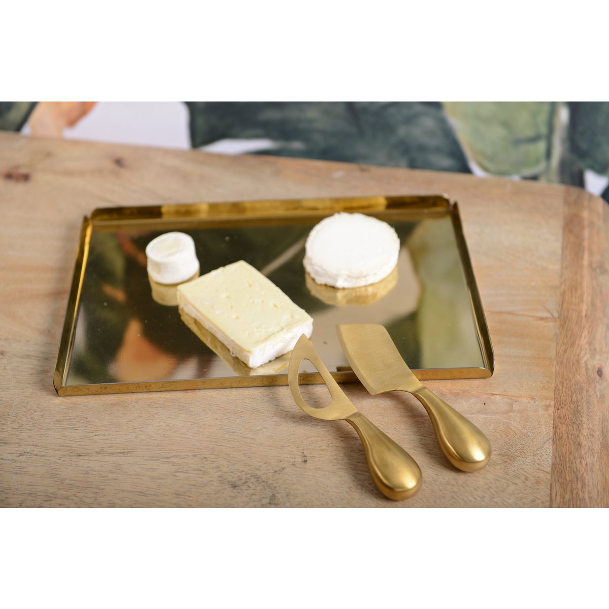 GOLDEN CHEESE KNIVES - SET OF 2