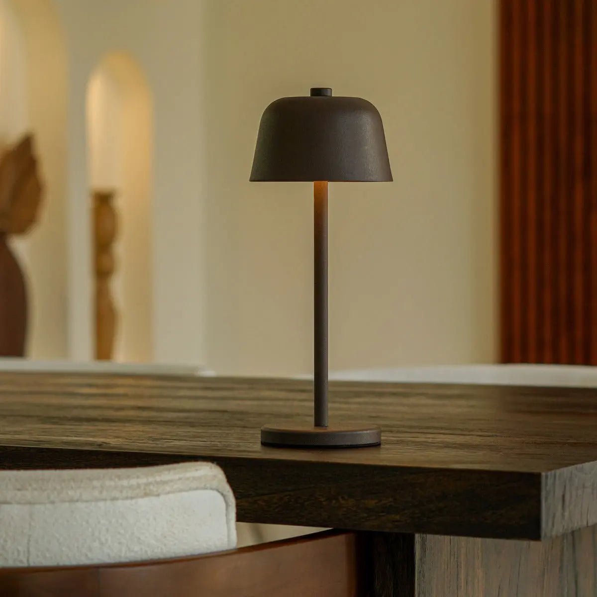 Anton Mokka Bruin Oplaadbare Tafellamp | Strakke en draadloze verlichting Tavellio - Amsterdam