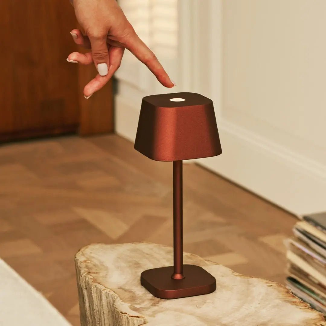 Ava Bronzen Oplaadbare Tafellamp | Stijlvol, draadloos en dimbaar Tavellio - Amsterdam
