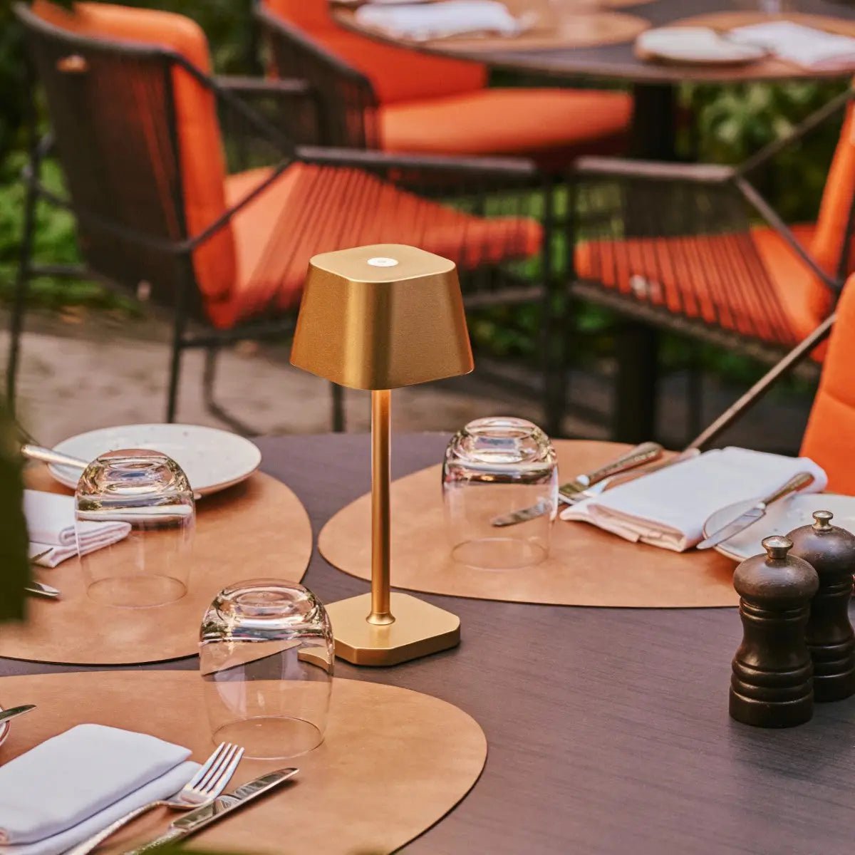 Ava Goud Oplaadbare Tafellamp | Draadloos, dimbaar en stijlvol Tavellio - Amsterdam