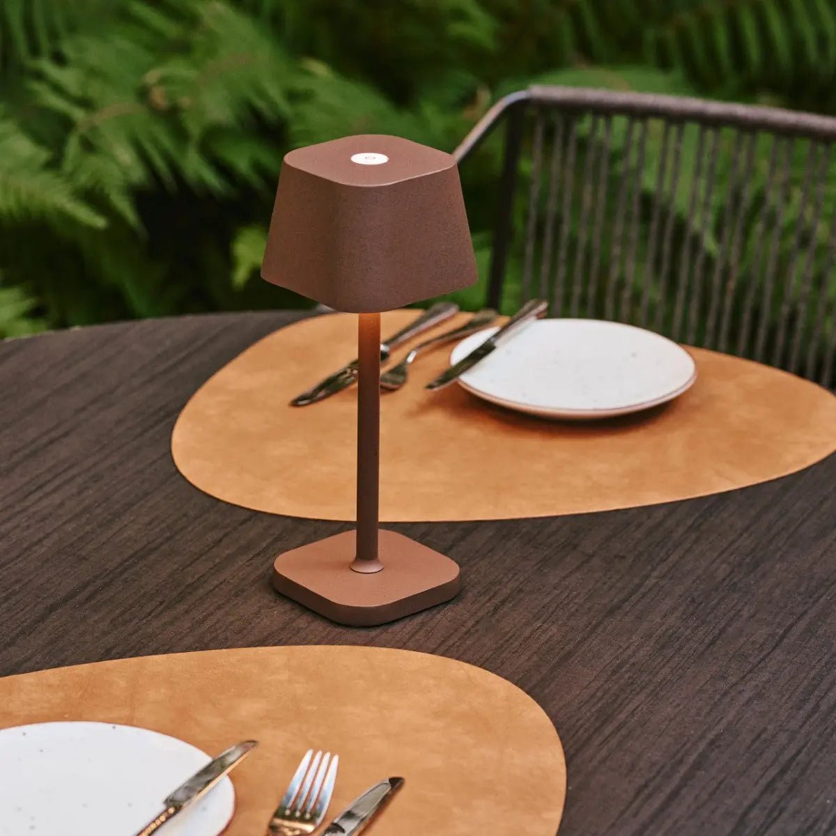 Ava Mokka Bruin Oplaadbare Tafellamp | Draadloos en dimbaar Tavellio - Amsterdam