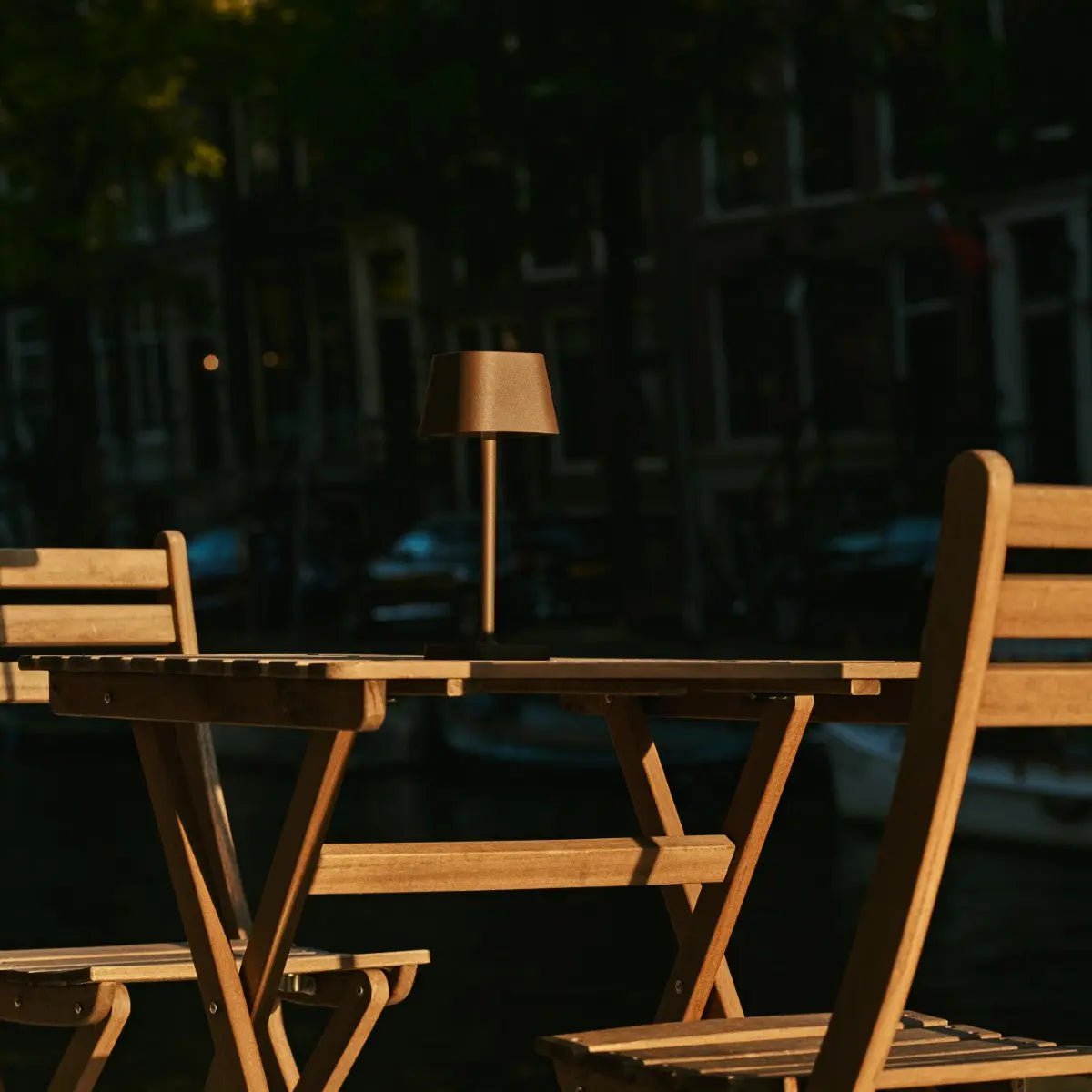 Ava Mokka Bruin Oplaadbare Tafellamp | Draadloos en dimbaar Tavellio - Amsterdam