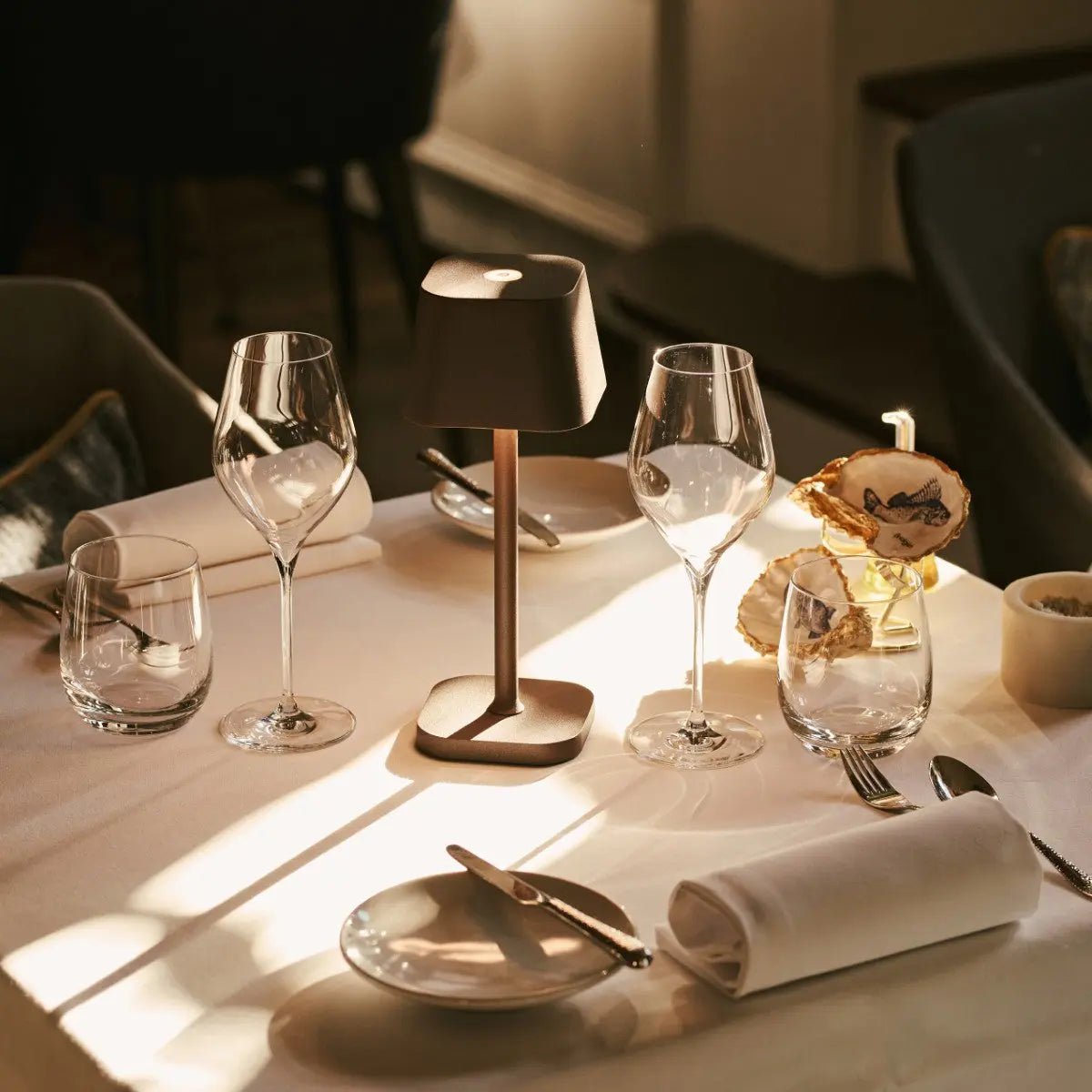 Ava Mokka Bruin Oplaadbare Tafellamp | Draadloos en dimbaar Tavellio - Amsterdam