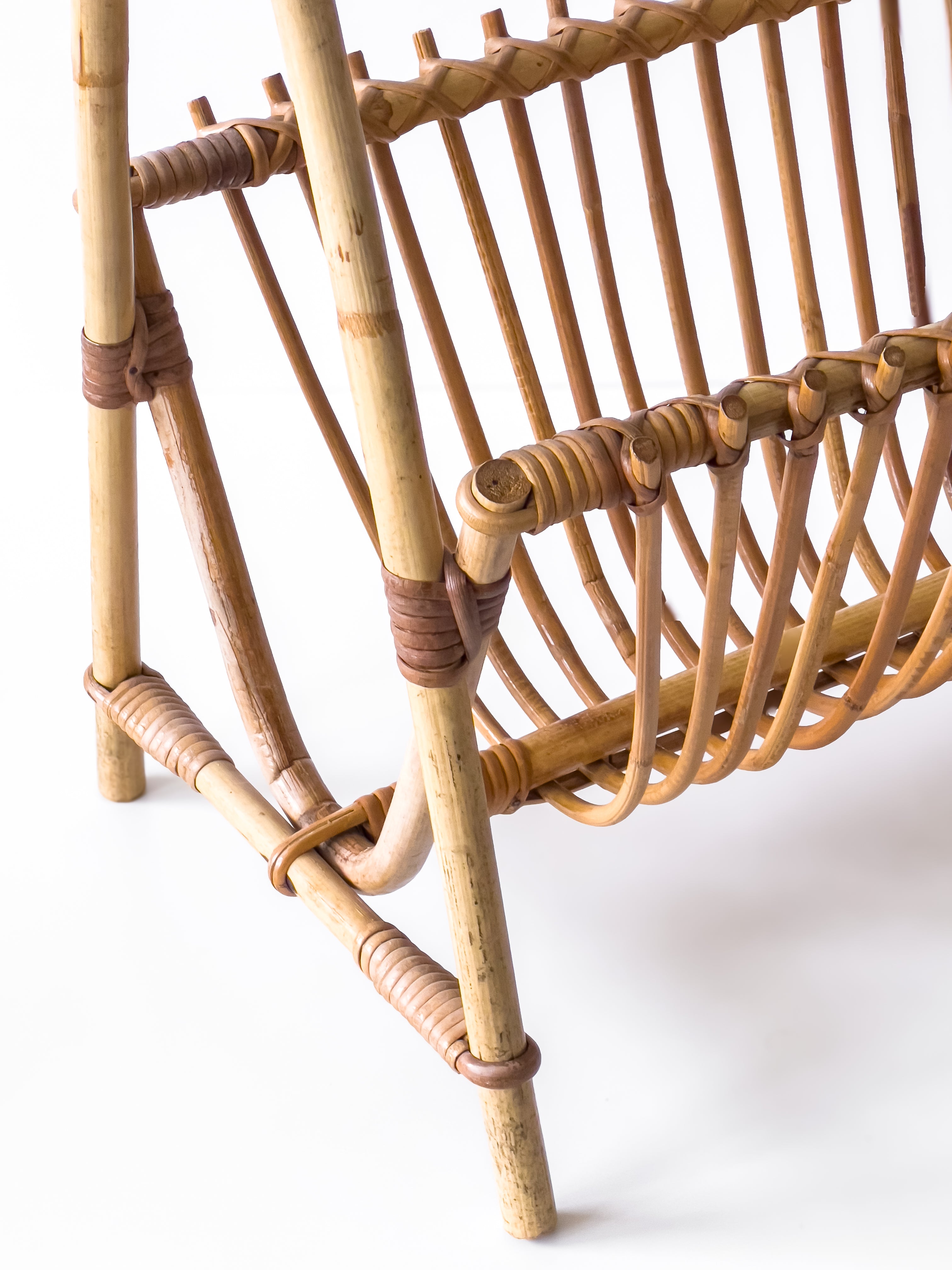 bamboe lectuurmand – vintage – rotan-bamboe Noii HOME