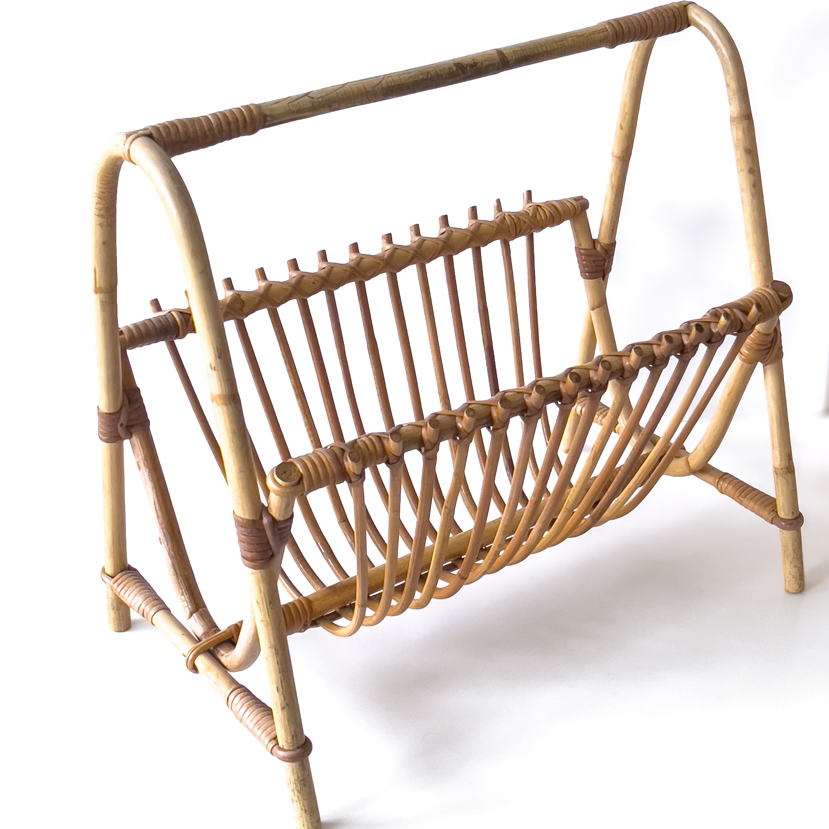 bamboe lectuurmand – vintage – rotan-bamboe Noii HOME