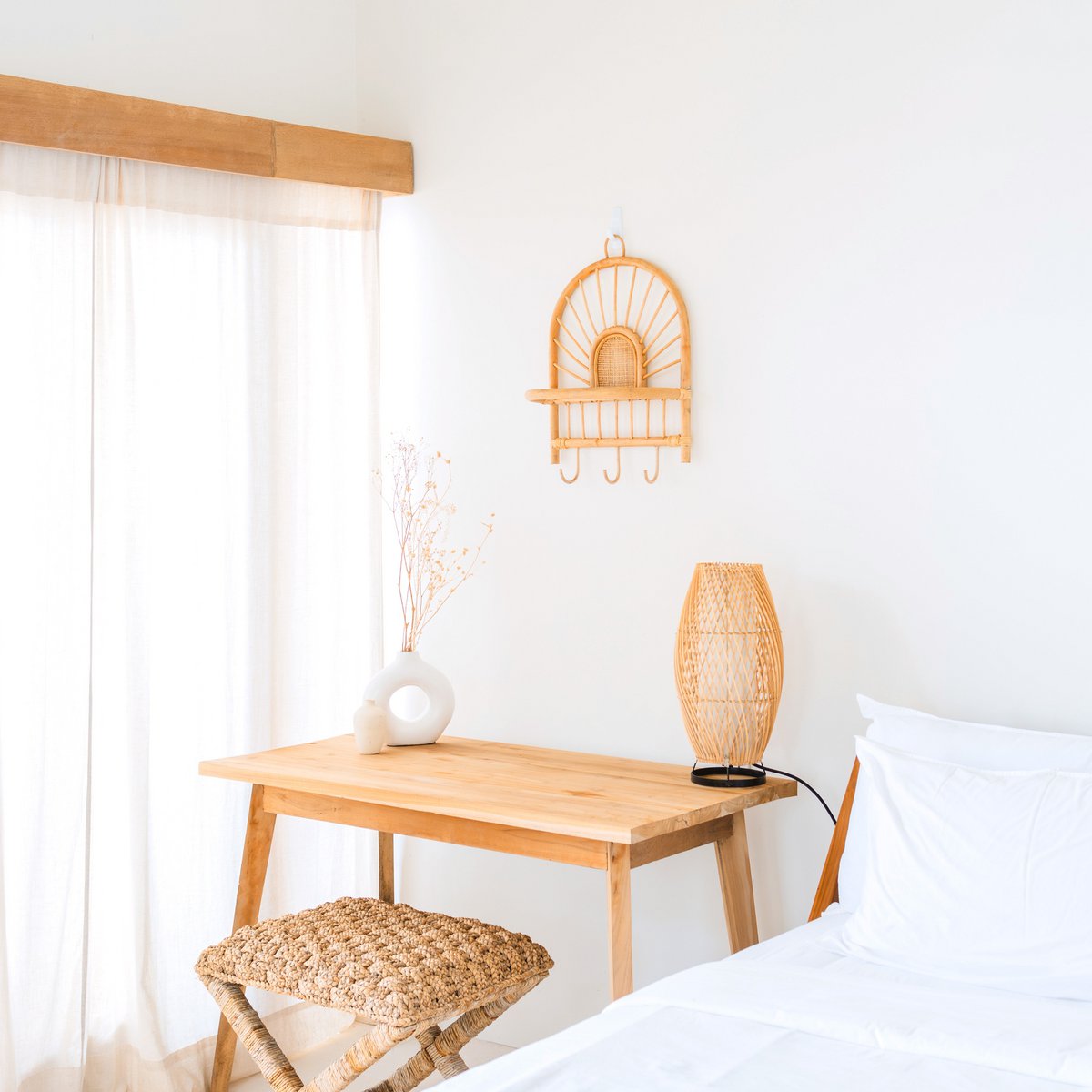 banten rotan wandplank –  met haakjes Soeji