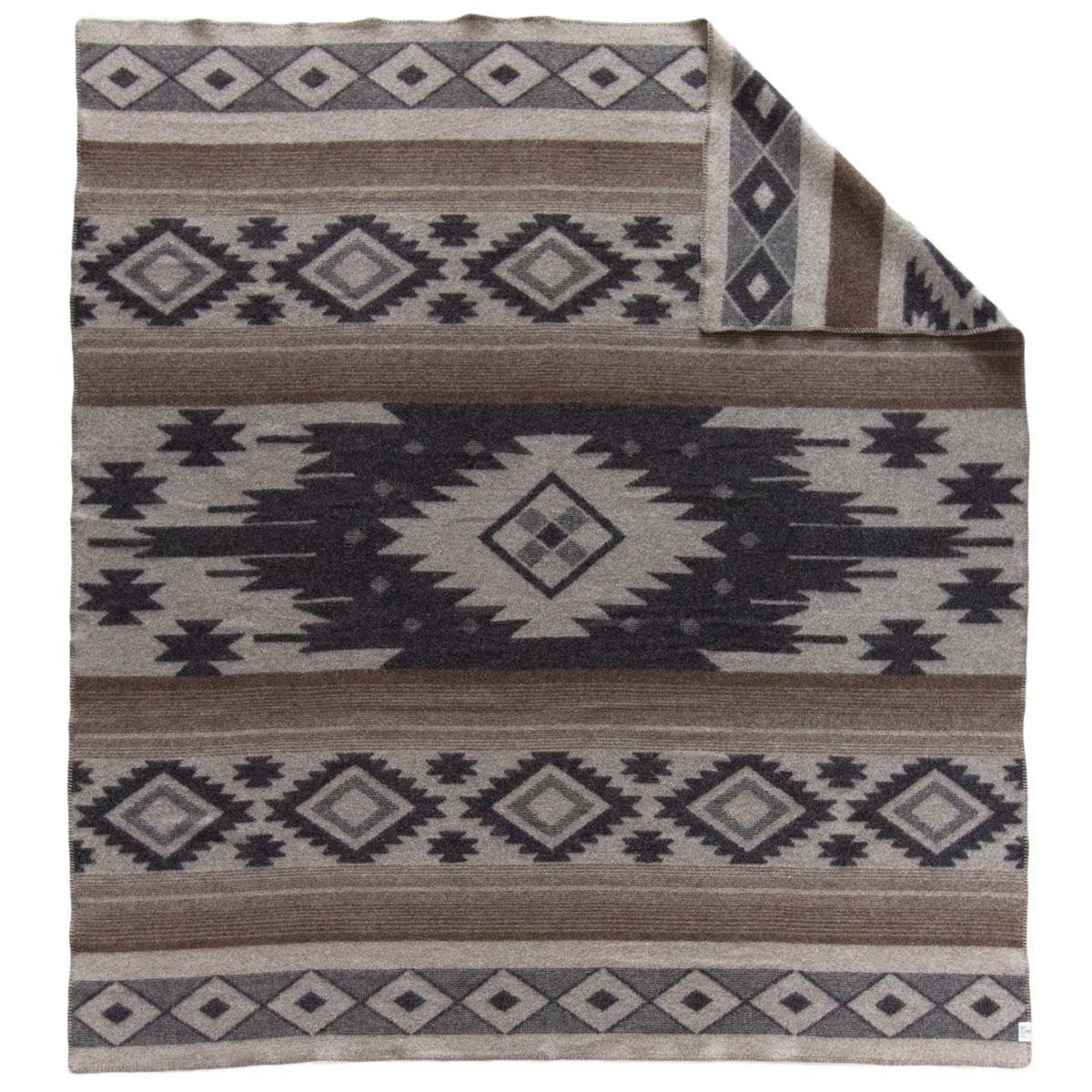 beddeken - plaid - 100% Nieuw-Zeelandse wol - TRIBE - taupe - MoST Blankets MoST Blankets