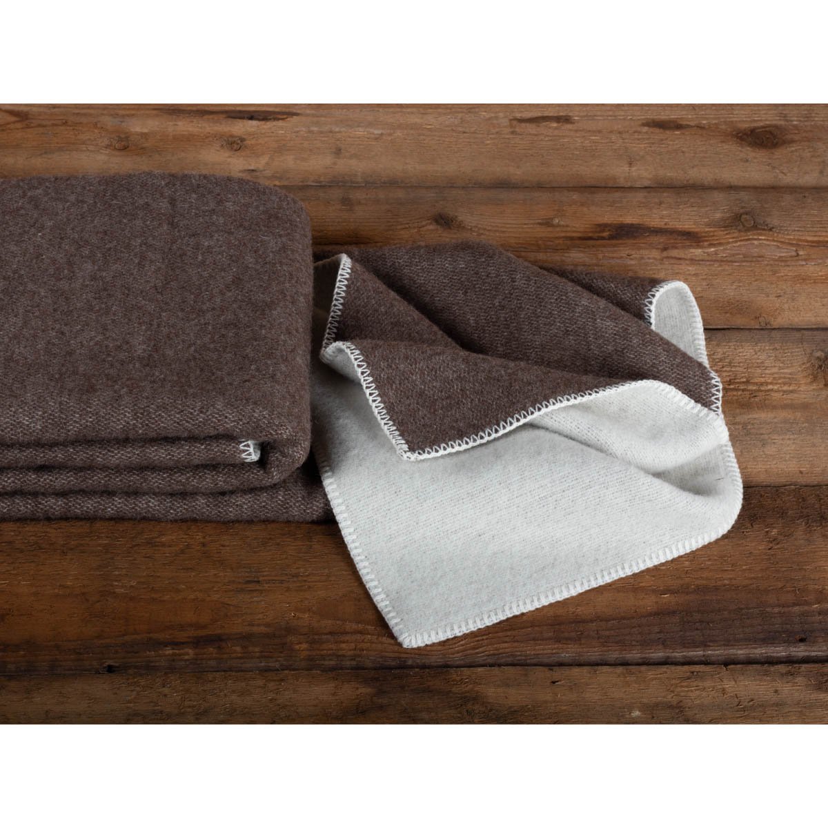 beddeken - plaid - Chocolate chip - 100% Nieuw-Zeelandse wol -  bruin-off white MoST Blankets