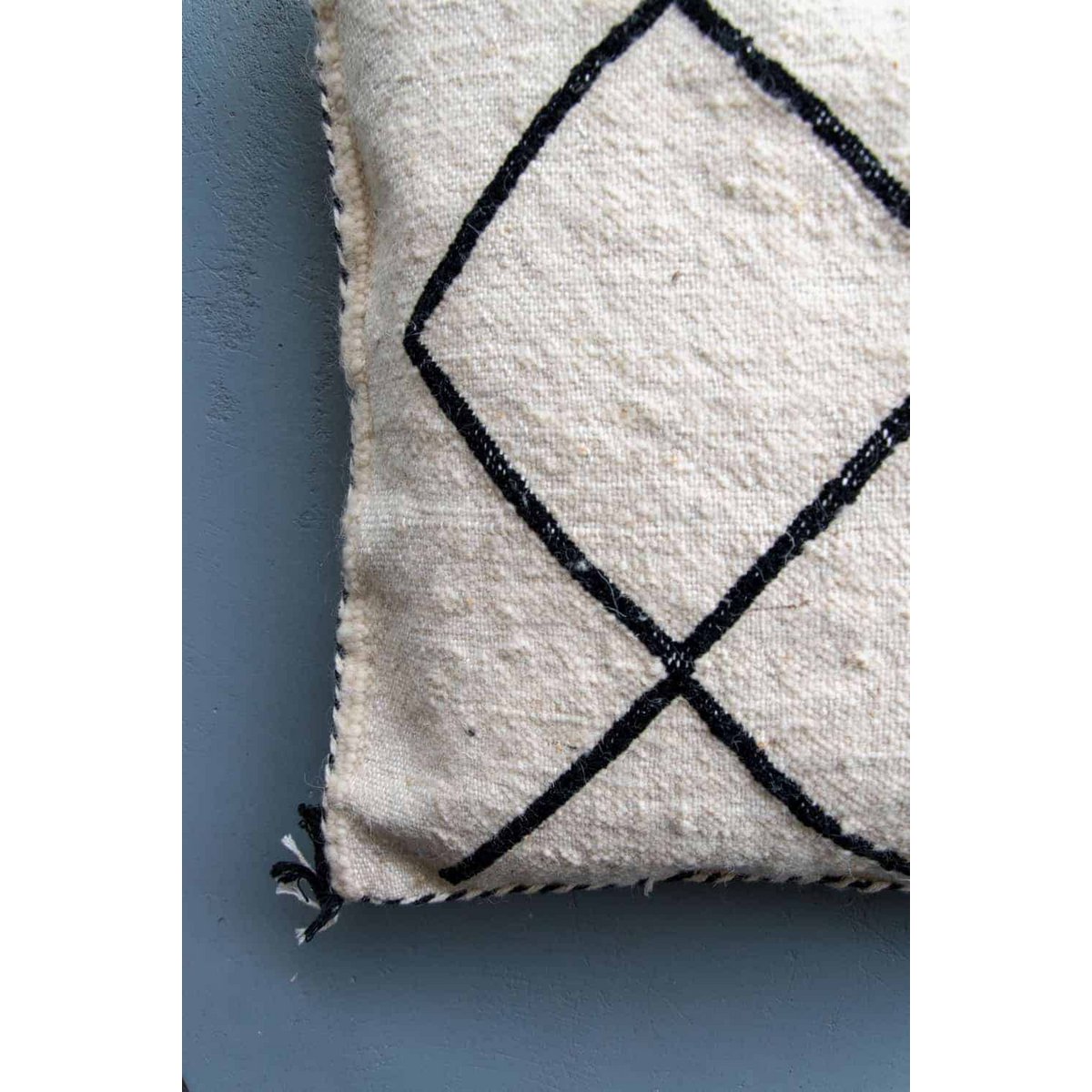 Beni Ourain kussen - met gestikte zijkanten Poufs & Pillows
