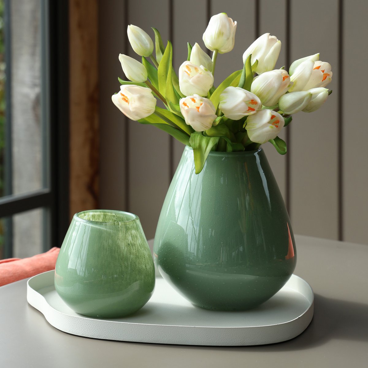 Vaas - Tasman Elite green Vase The World