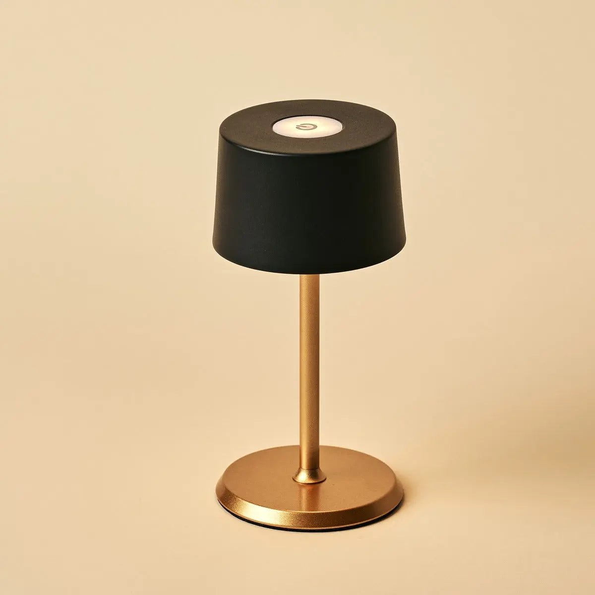 David Black & Gold oplaadbare tafellamp 2 op 1 met verstelbare hoogte - dimbaar en draadloos met 120 uur batterij Tavellio - Amsterdam