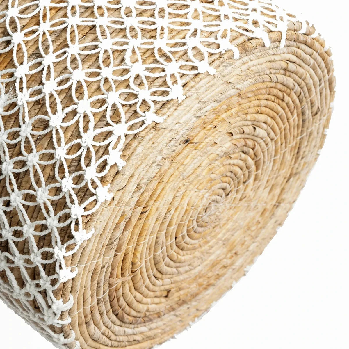 De gekruiste gestikte macrame -mand - l Bazar Bizar Living