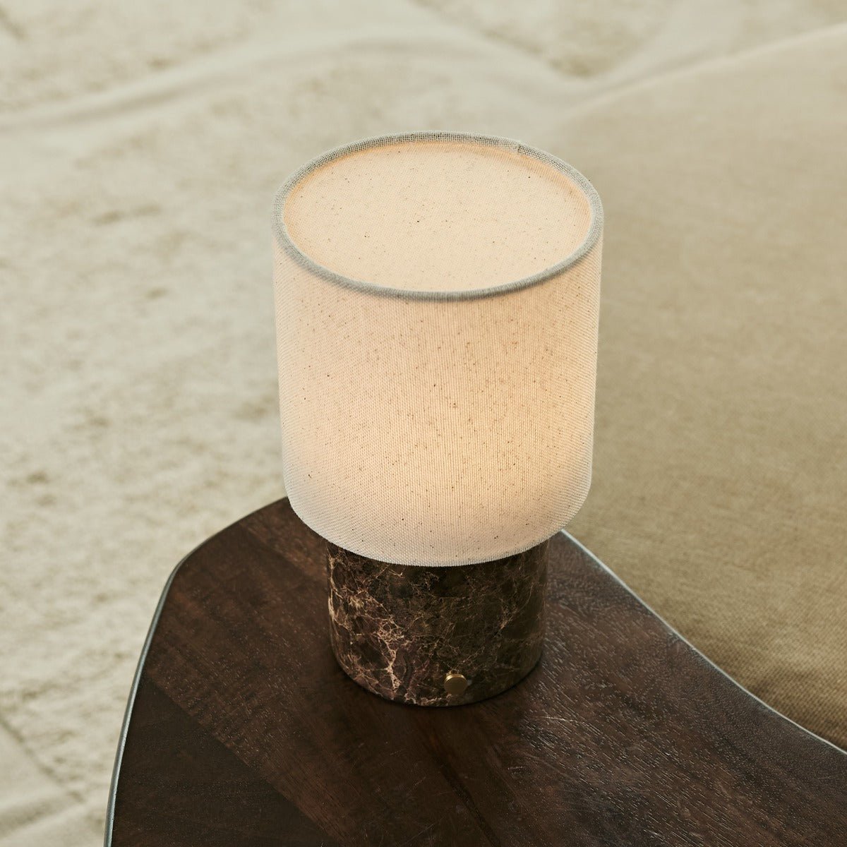 Dou Brown / Emperador Donker - Marble oplaadbare tafellamp - Draadloos, 3 lichte modi en met linnen verwisselbare lampenkap Tavellio - Amsterdam