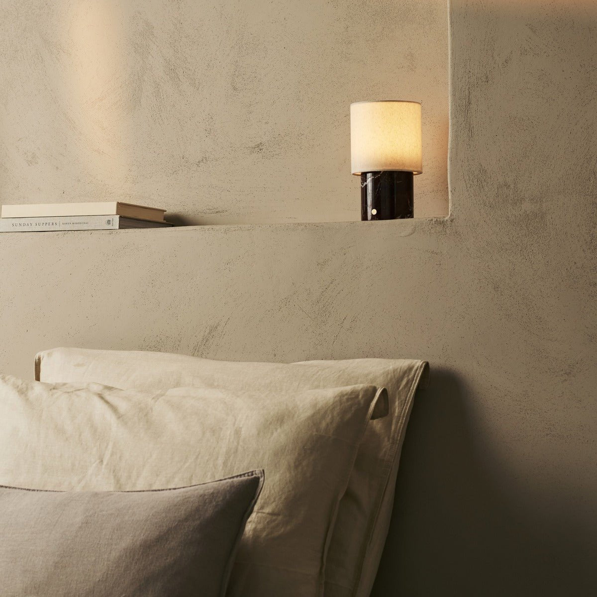 Dou Brown / Emperador Donker - Marble oplaadbare tafellamp - Draadloos, 3 lichte modi en met linnen verwisselbare lampenkap Tavellio - Amsterdam