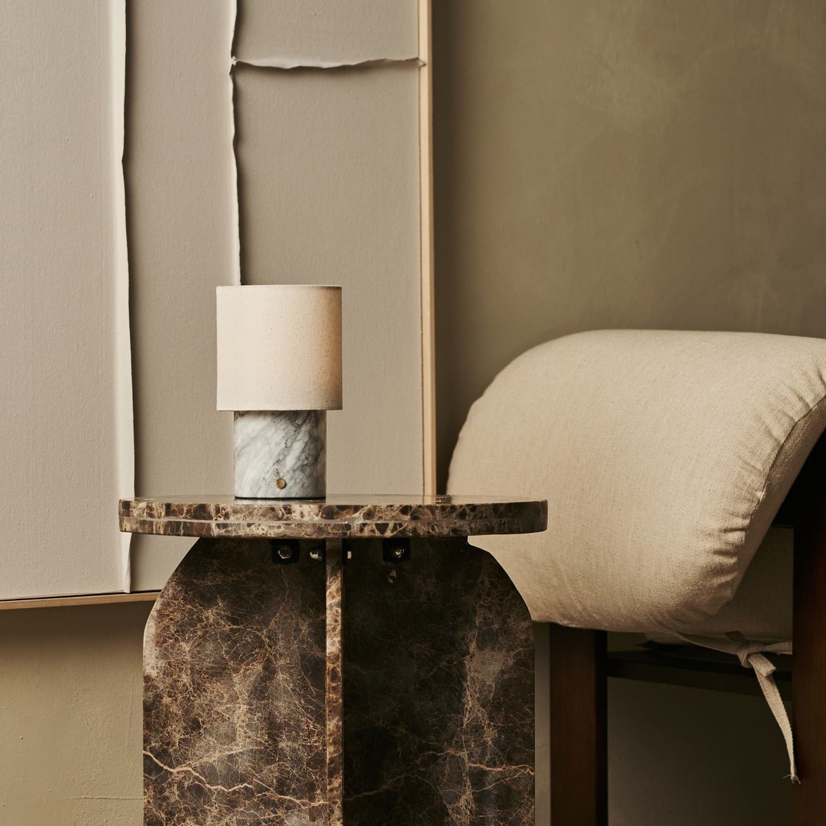 Dou White / Bianco Statuarietto - Marmeren oplaadbare tafellamp - Draadloos, 3 lichte modi en met linnen verwisselbare lampenkap Tavellio - Amsterdam