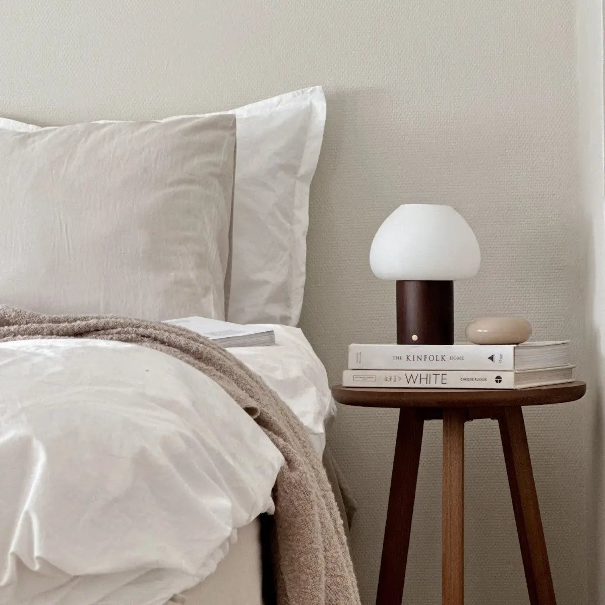 Fynn Donkerbruine Houten Lamp – Oplaadbaar & Dimbaar Licht Tavellio - Amsterdam