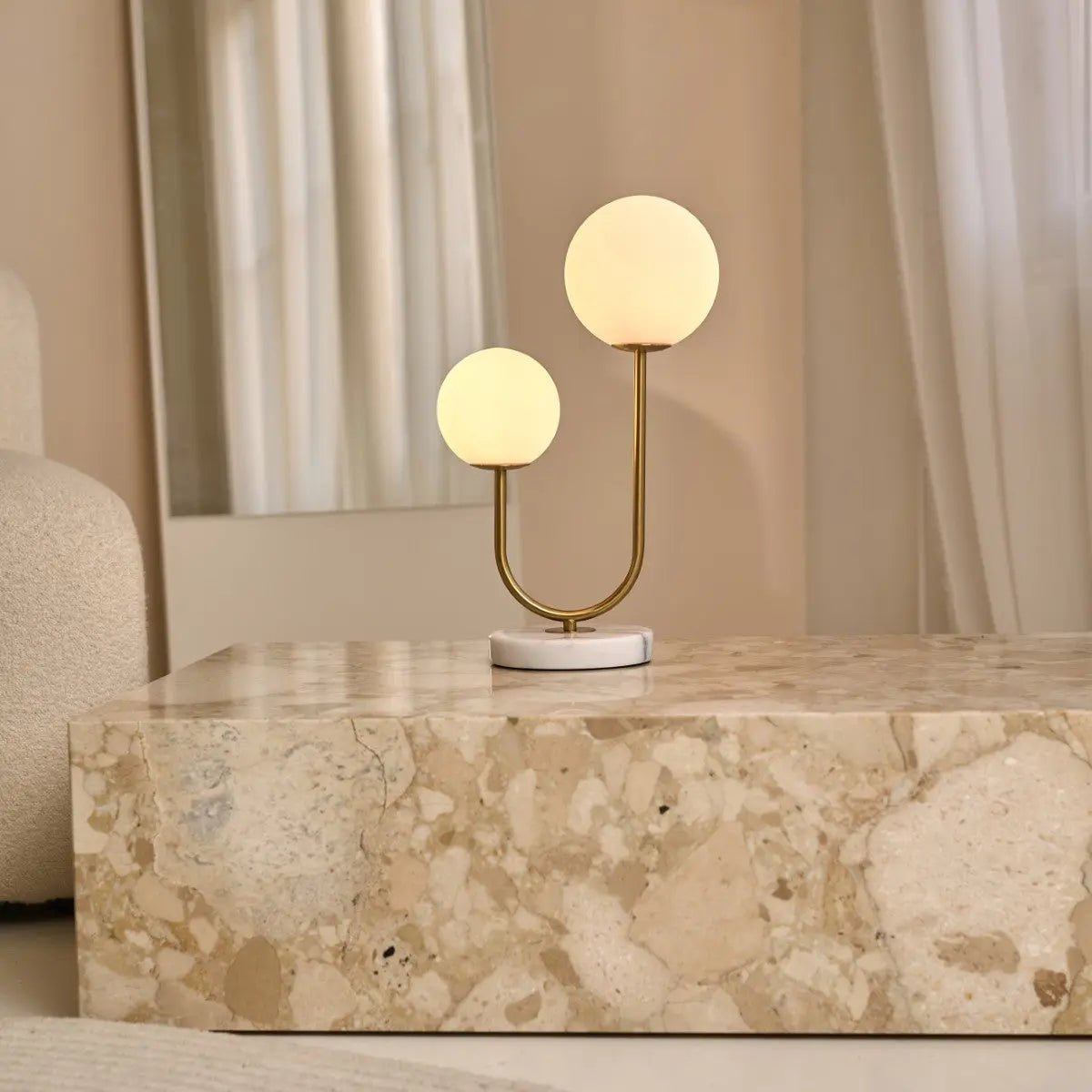 Giorgia Elegant Marble Lamp - Elegante tafellamp met matglazen lampen Tavellio - Amsterdam