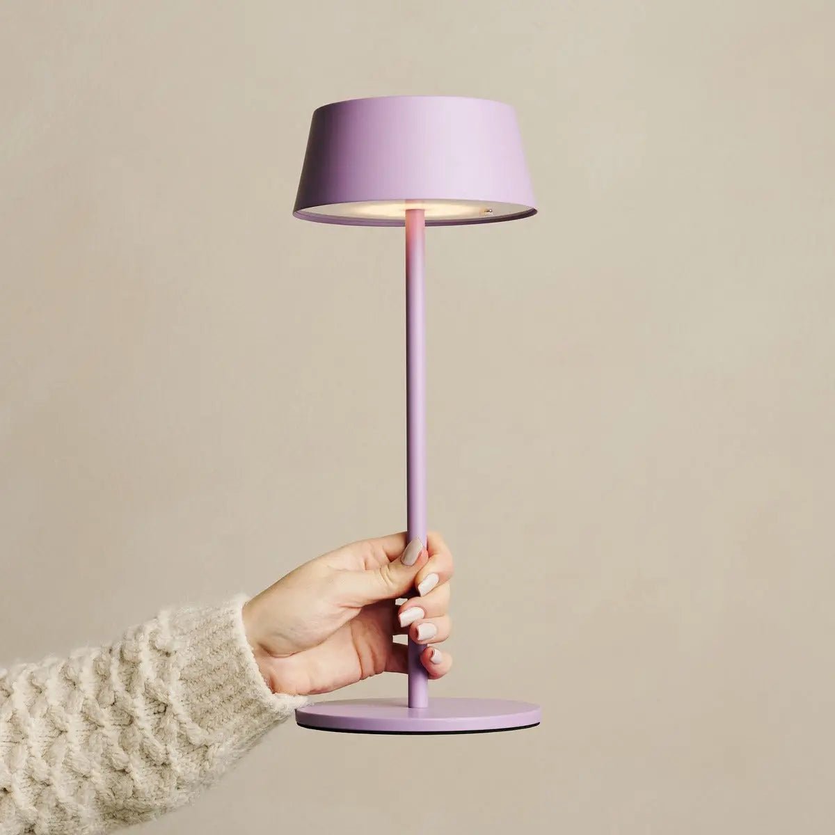 Hugo Violet Lila Oplaadbare Tafellamp | Stijlvolle, dimbare lamp en draadloos Tavellio - Amsterdam