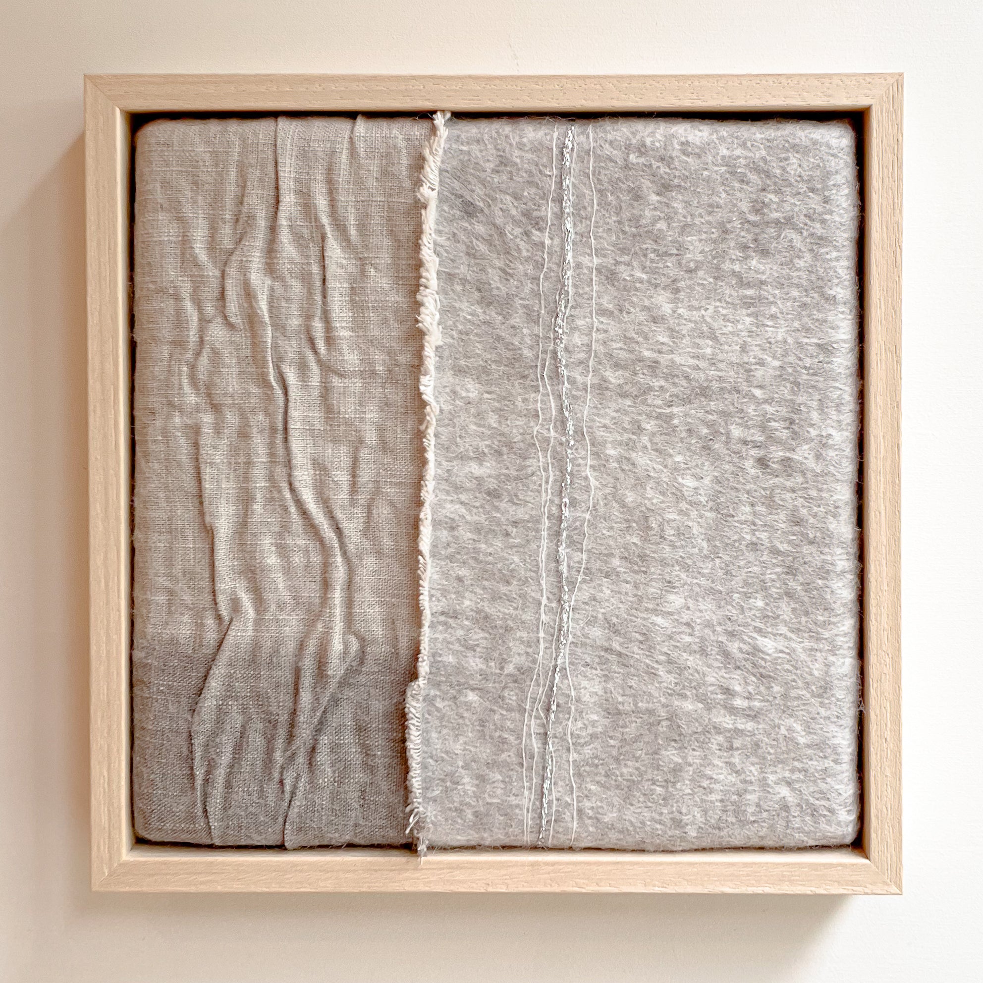 Imperfectus XIII - vilten wandkunst I Vilt & Vlow | 23 × 23 cm Noii HOME