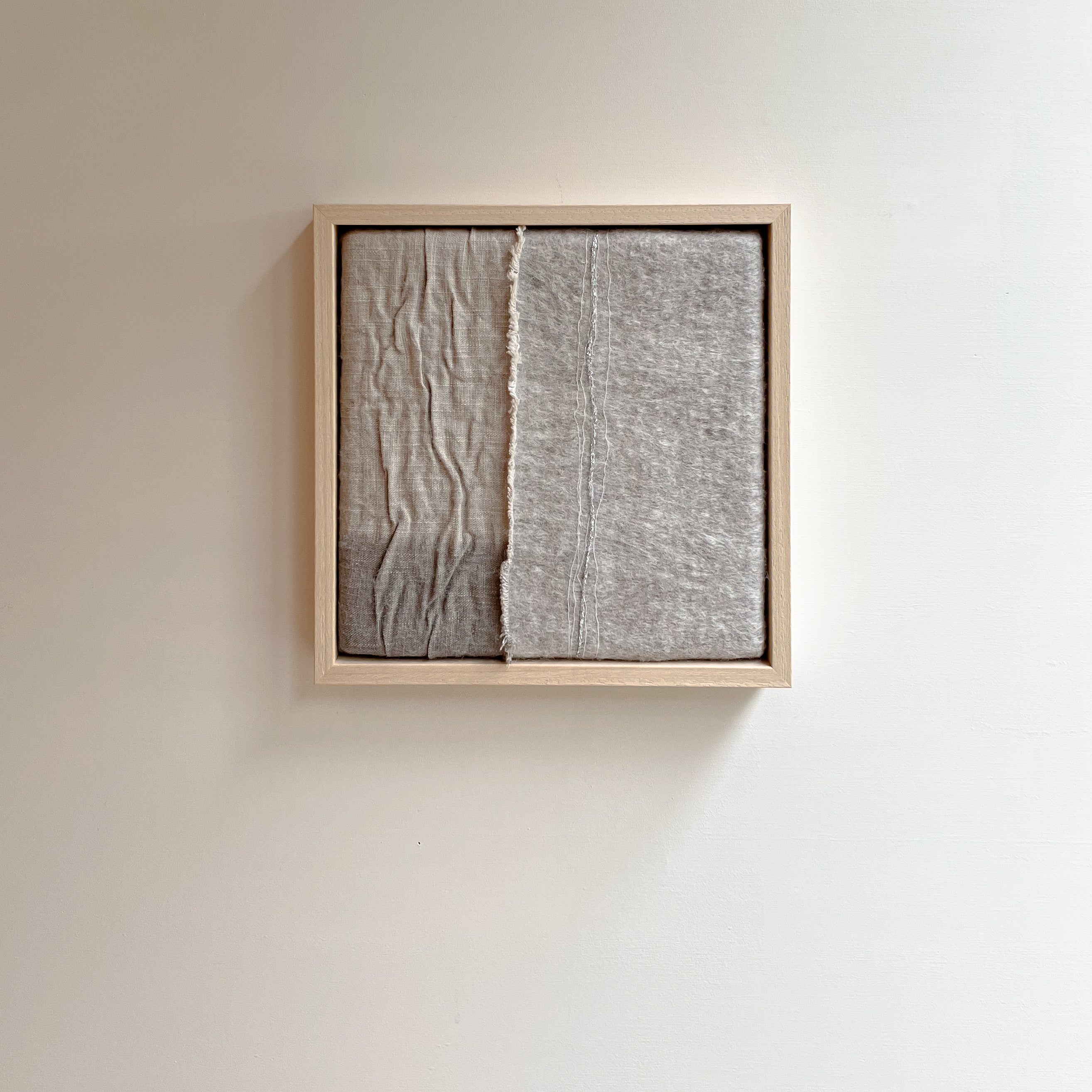 Imperfectus XIII - vilten wandkunst I Vilt & Vlow | 23 × 23 cm Noii HOME