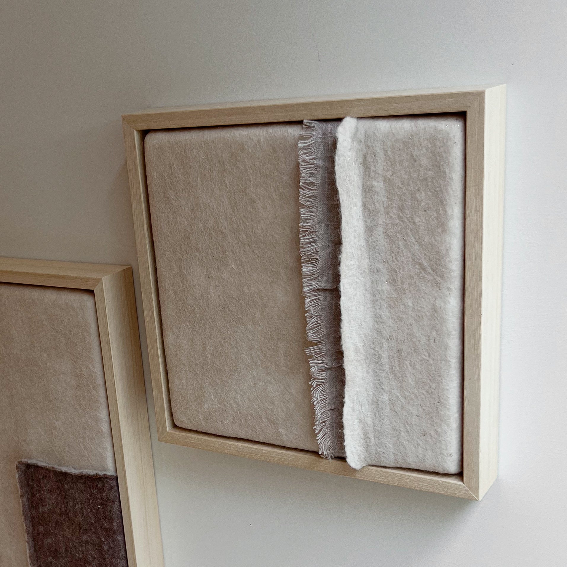 Imperfectus XIX - vilten wandkunst I Vilt & Vlow | 23 × 23 cm Noii HOME